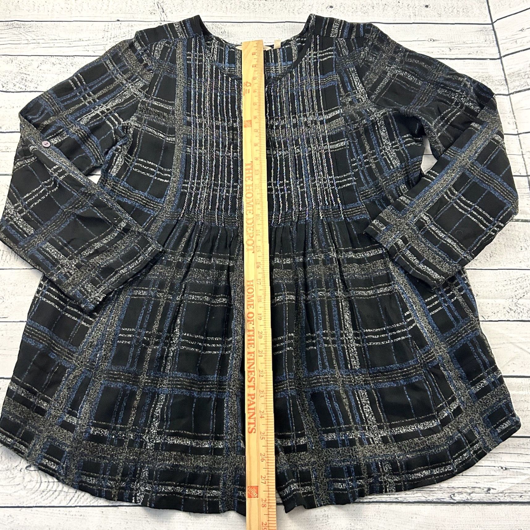 Soft Surroundings Soft Surroundings Beaded Long Sleeve Button Front Tunic Top Women's L Black Size L / US 10 / IT 46 - 3 Thumbnail