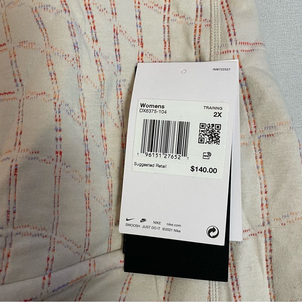 Nike NWT New $140 Nike Yoga Therma-FIT Luxe Reversible Jacquard Size XXL / US 16-18 / IT 52-54 - 8 Thumbnail