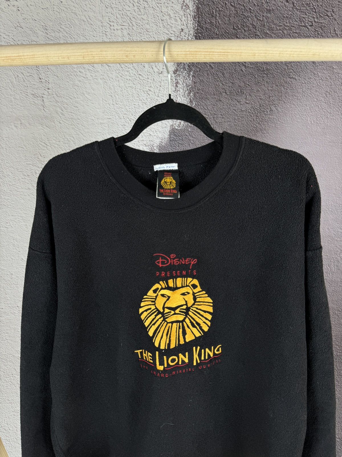 Cartoon Network × Disney × Vintage The Lion King Disney vintage black embroidery fleece sweater Size US L / EU 52-54 / 3 - 3 Thumbnail