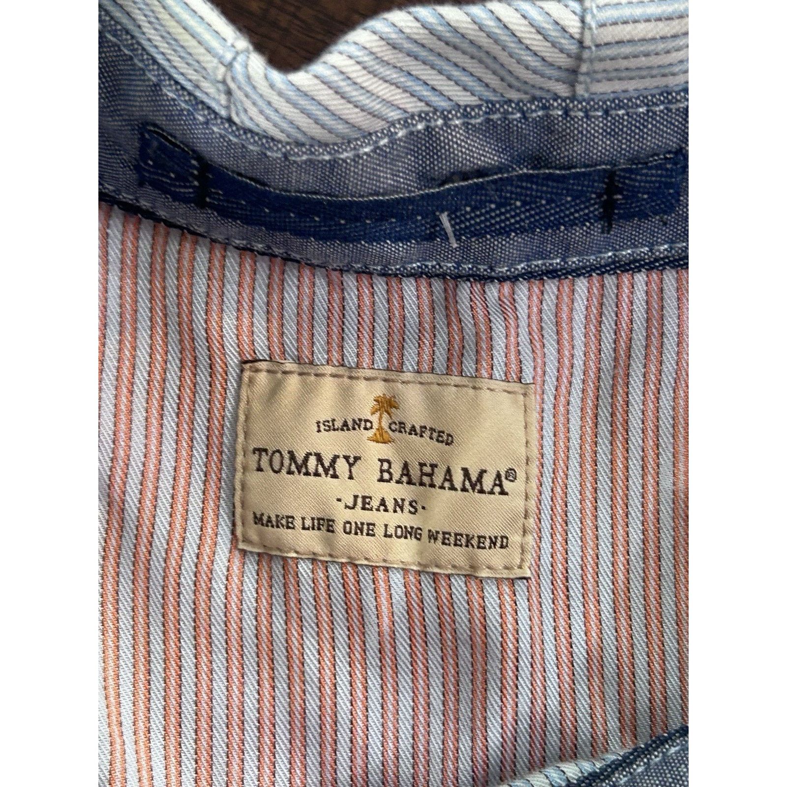 Tommy Bahama tommy bahama button down shirt Medium Blue White Stripe Size US M / EU 48-50 / 2 - 3 Thumbnail