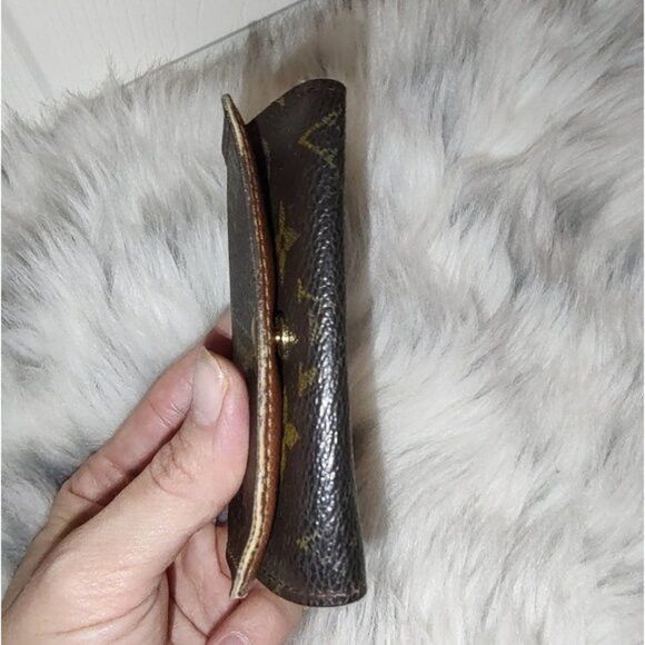 Louis Vuitton Vintage Louis Vuitton LV monogram compact key holder y2K Size ONE SIZE - 7 Thumbnail