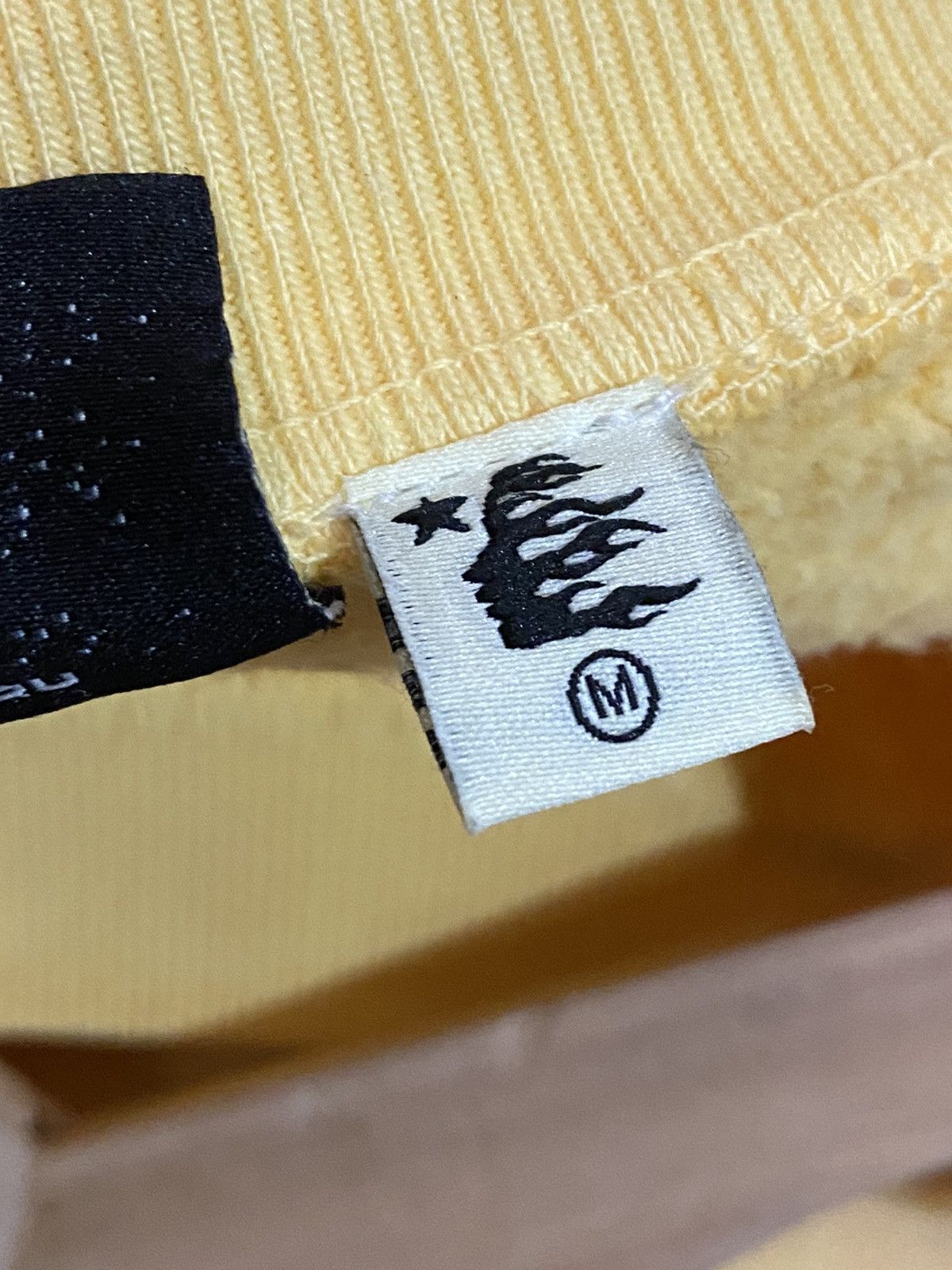 HELLSTAR Hellstar Sports Crewneck Yellow Size US M / EU 48-50 / 2 - 5 Thumbnail