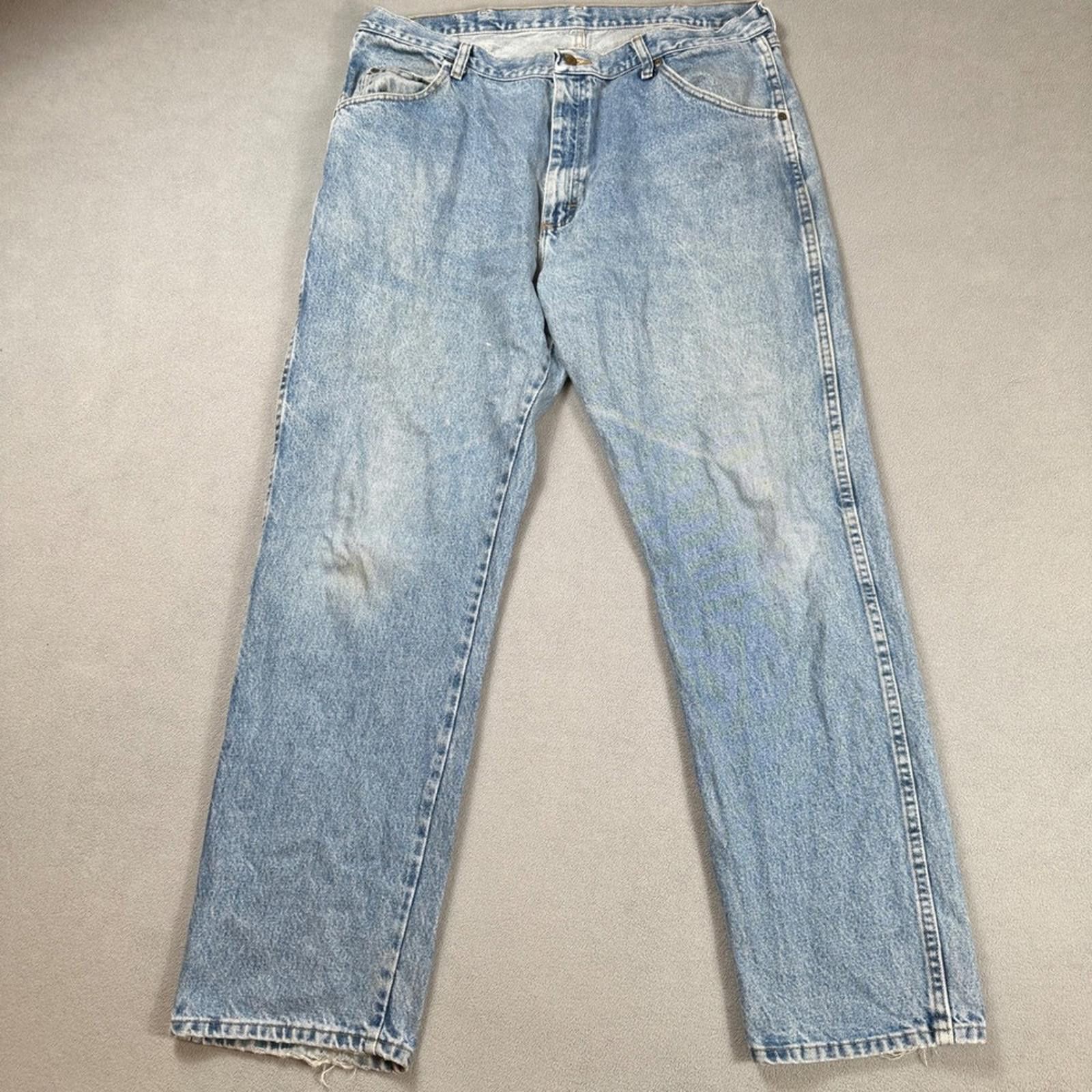 Wrangler Wrangler Jeans 40x32 Mens Light Wash Regular Fit Straight Size US 40 / EU 56 - 1 Thumbnail