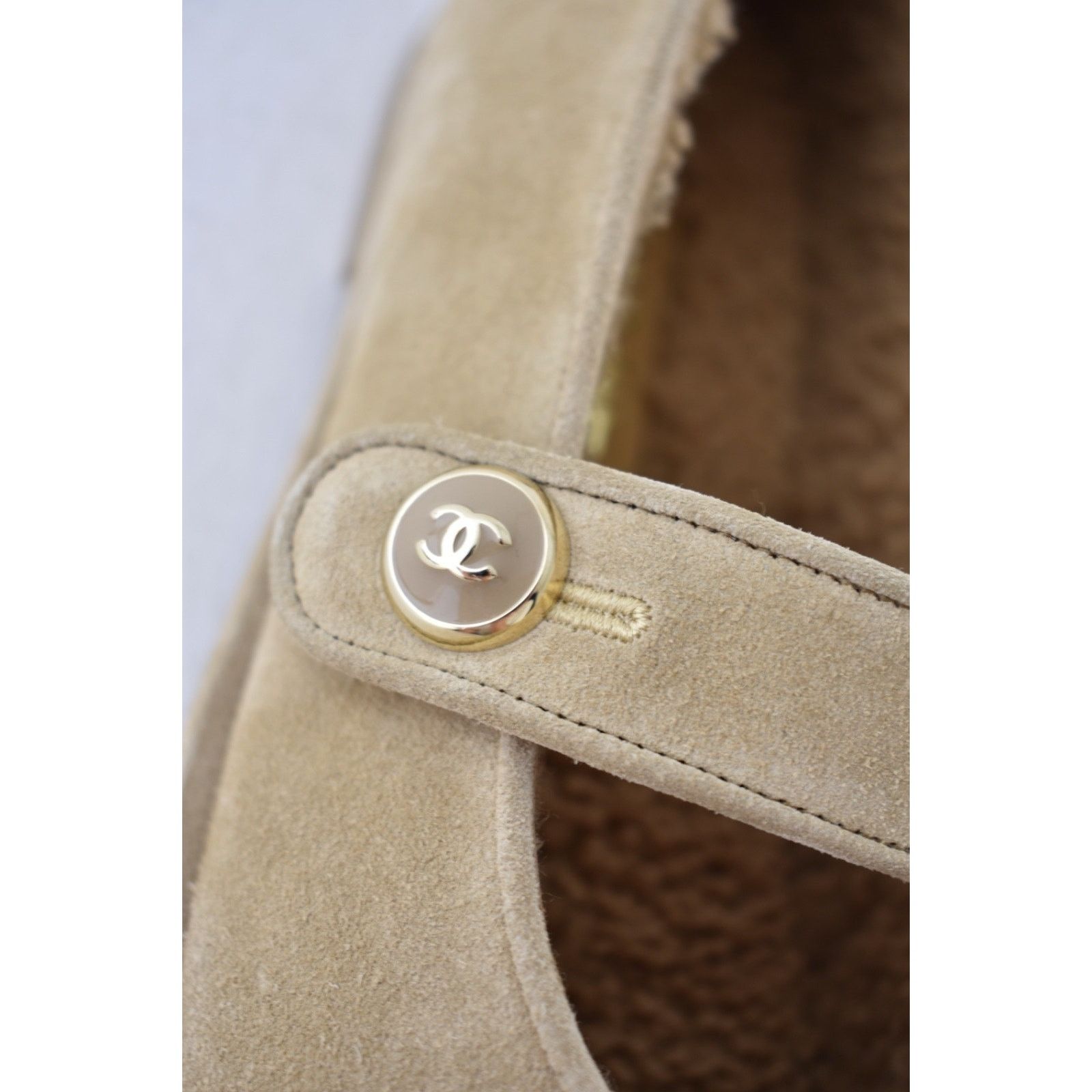 Chanel Shearling Fur Mary Jane Moccasin Ballet Loafer Flat 38.5 Size US 8.5 / IT 38.5 - 12 Thumbnail