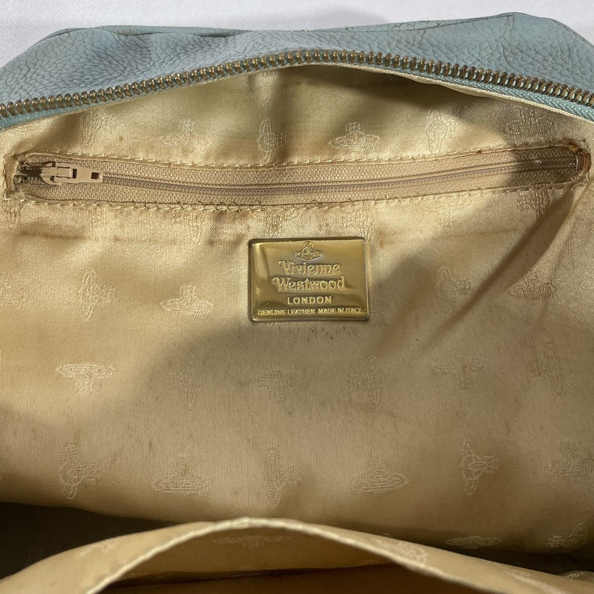 Vintage Vintage Perforated Orb Leather Handbag Size ONE SIZE - 9 Thumbnail