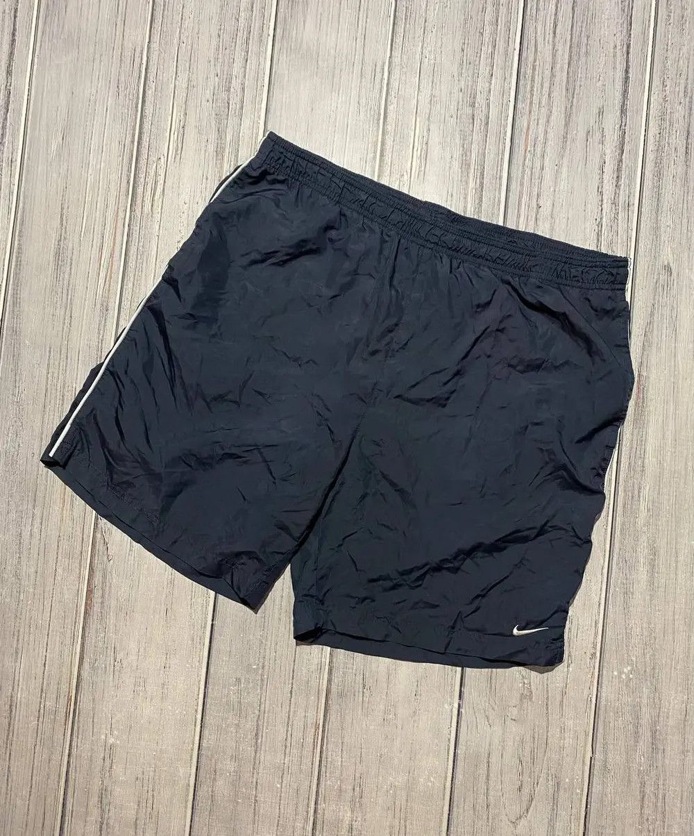 Nike Vintage Nike Court 00s Nylon Shorts Swoosh Striped Size US 34 / EU 50 - 1 Thumbnail