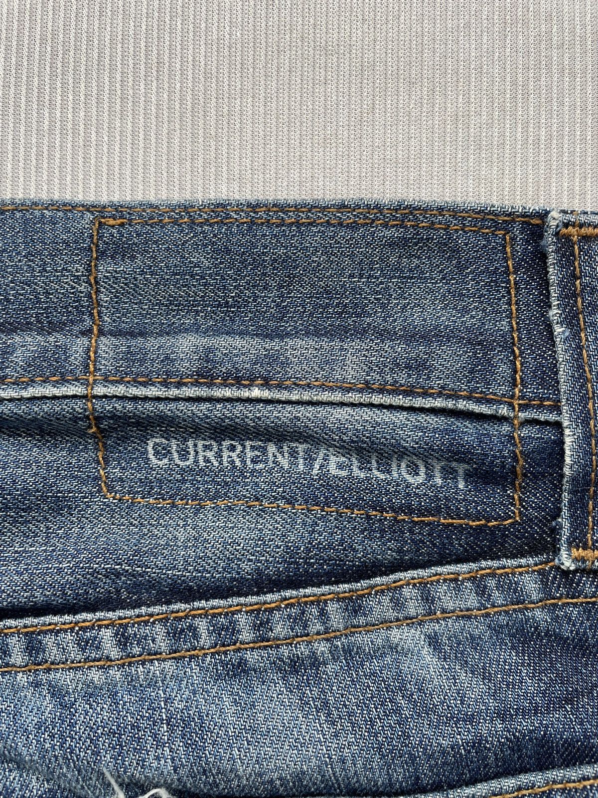 Current/Elliot × Elliott Current Elliott Slim Straight Jeans (P71) Size 30" / US 8 / IT 44 - 12 Thumbnail