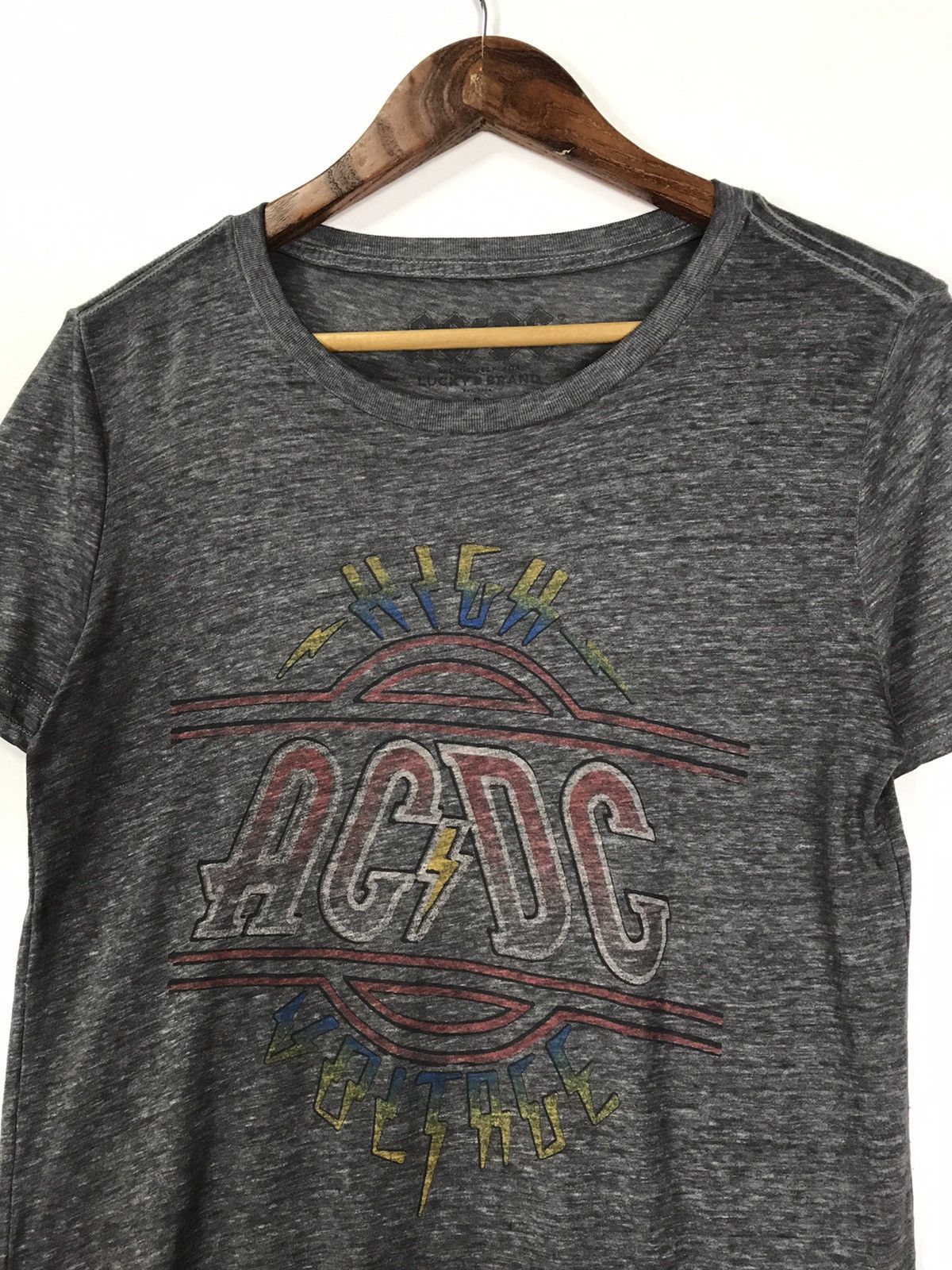 Band Tees 2022 AC/DC Rock Band Womens tee Size S / US 4 / IT 40 - 2 Thumbnail