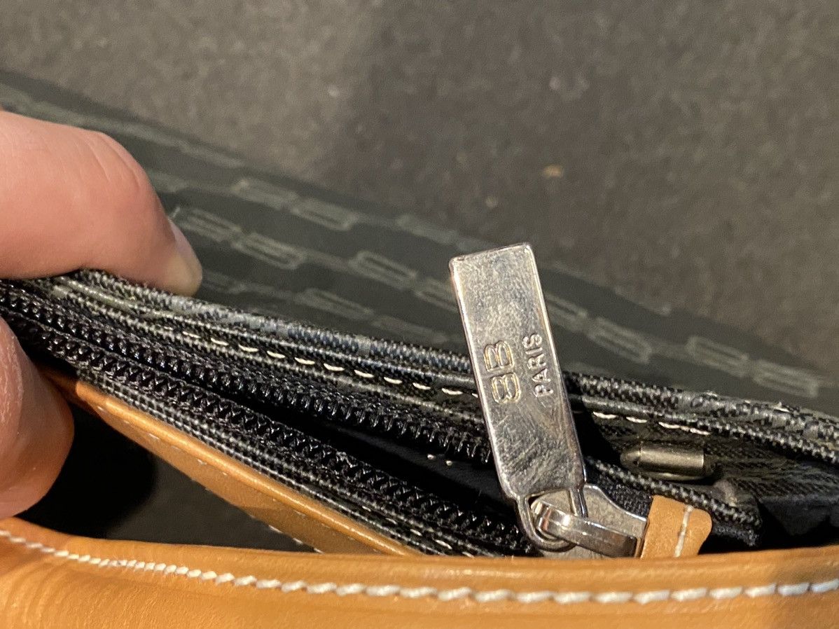 Balenciaga Balenciaga Monogram Handbag Size ONE SIZE - 11 Thumbnail
