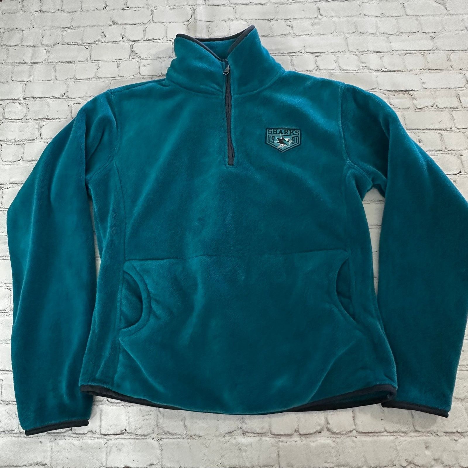 NHL Womens Sharks pullover Size L / US 10 / IT 46 - 1 Thumbnail