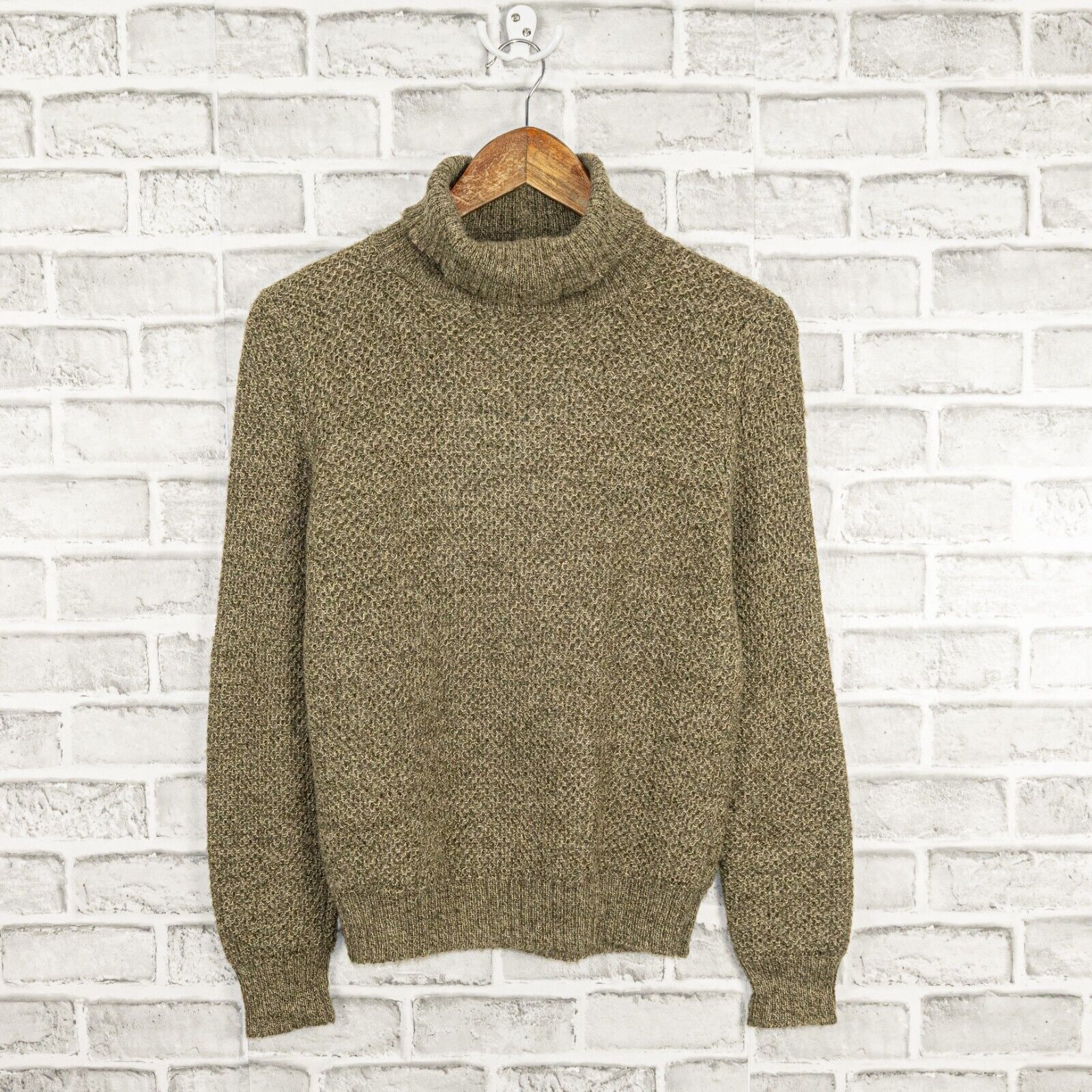 St. John ST. JOHN Turtleneck Pullover Sweater in Olive Green Knit Size S / US 4 / IT 40 - 6 Thumbnail