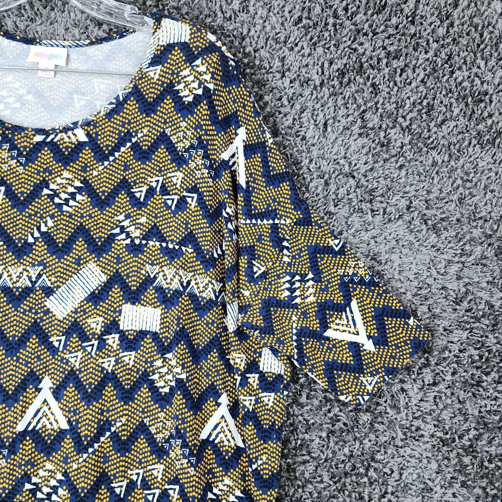 Vintage VINTAGE LuLaRoe Blue Yellow Patterned Blouse Shirt Women Size M Short Sleeve Medium Size M / US 6-8 / IT 42-44 - 3 Thumbnail