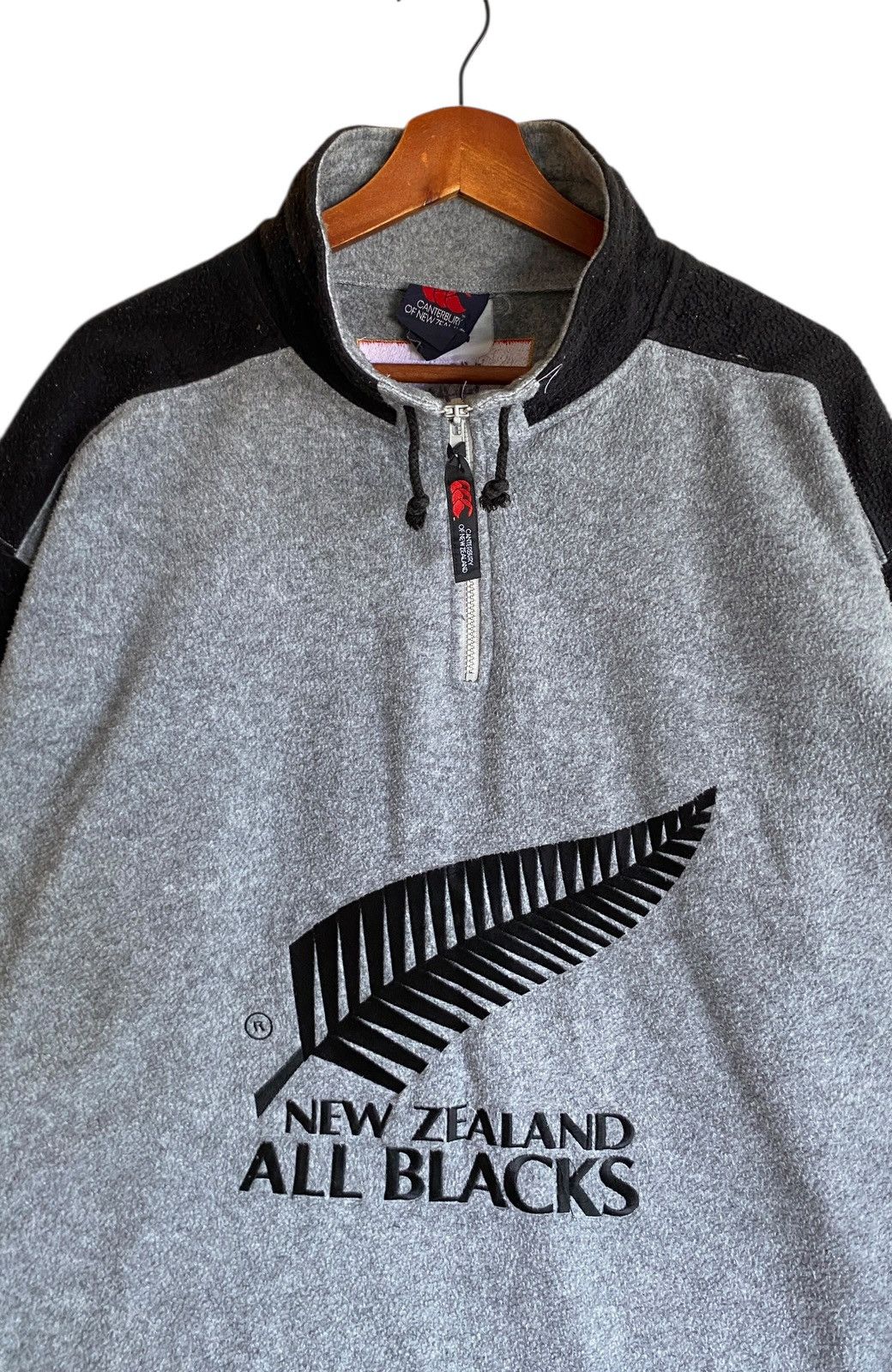 Canterbury of New Zealand Vintage Brand Canterbury New Zealand Half Zipper 1990s Size US L / EU 52-54 / 3 - 5 Thumbnail