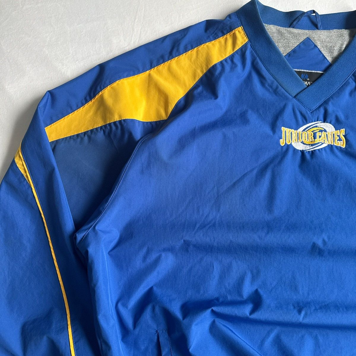 Holloway Vintage Holloway Blue & Yellow Windbreaker Pullover Large Size US L / EU 52-54 / 3 - 3 Thumbnail