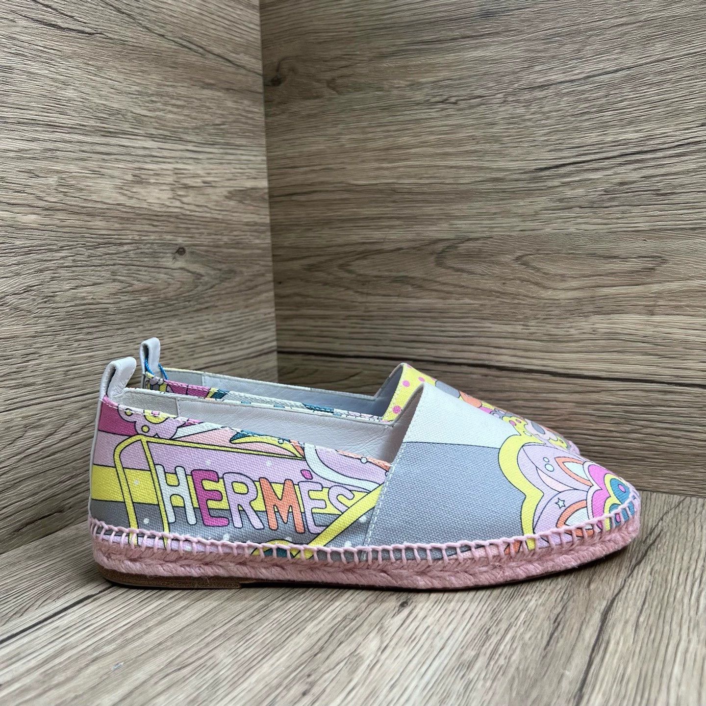 Hermes Hermes Graffiti Fisherman Shoes 36 99 New NA Size US 5.5 / IT 35.5 - 3 Thumbnail