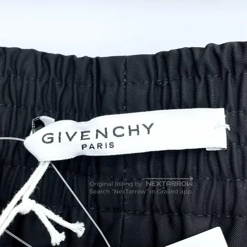Givenchy Givenchy SizeXL T-shirt Size US 30 / EU 46 - 3 Thumbnail