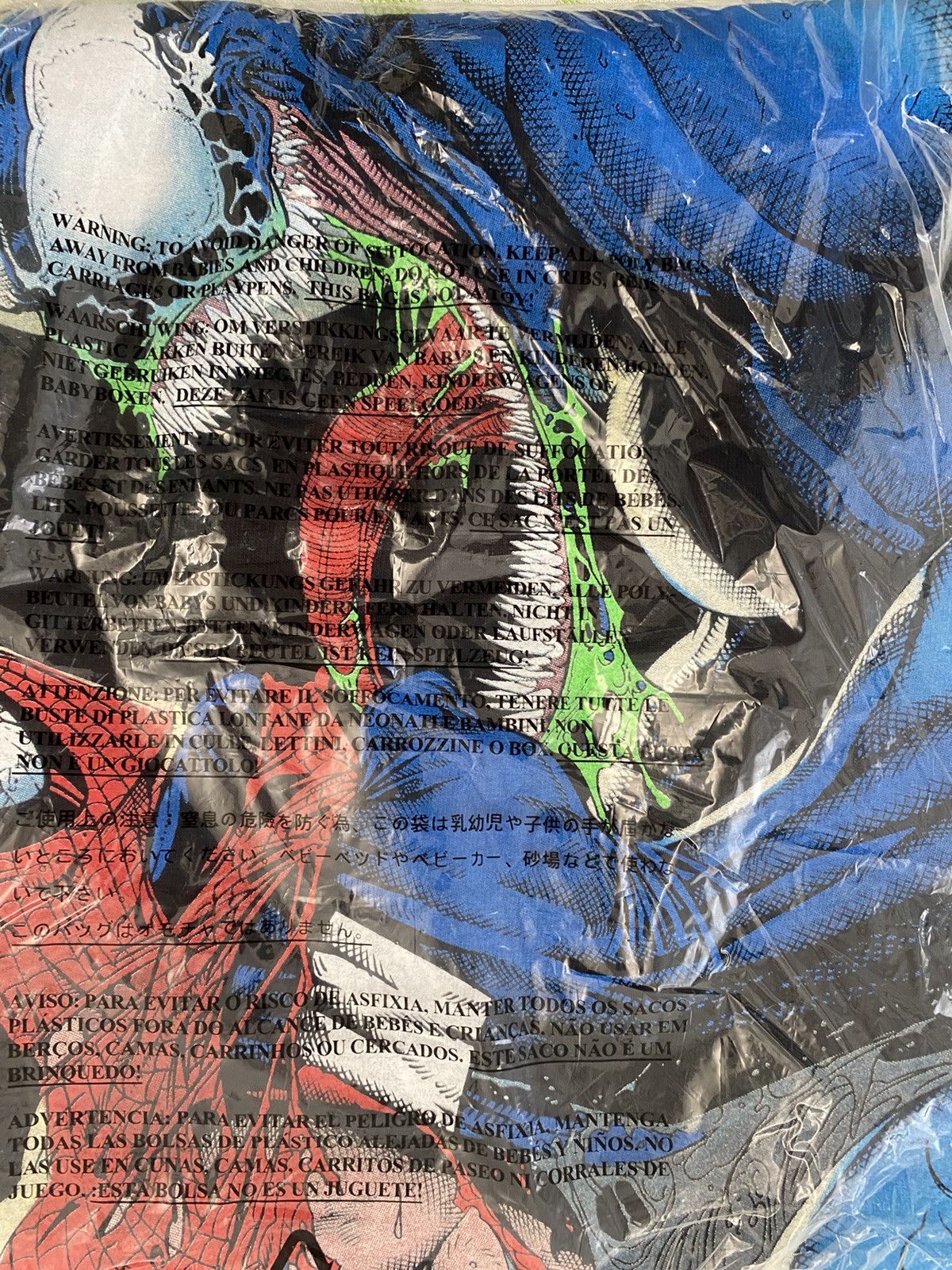 Image of Vintage Mask And Disguise Venom / Spiderman T-Shirt New in Black, Men's (Size Small)