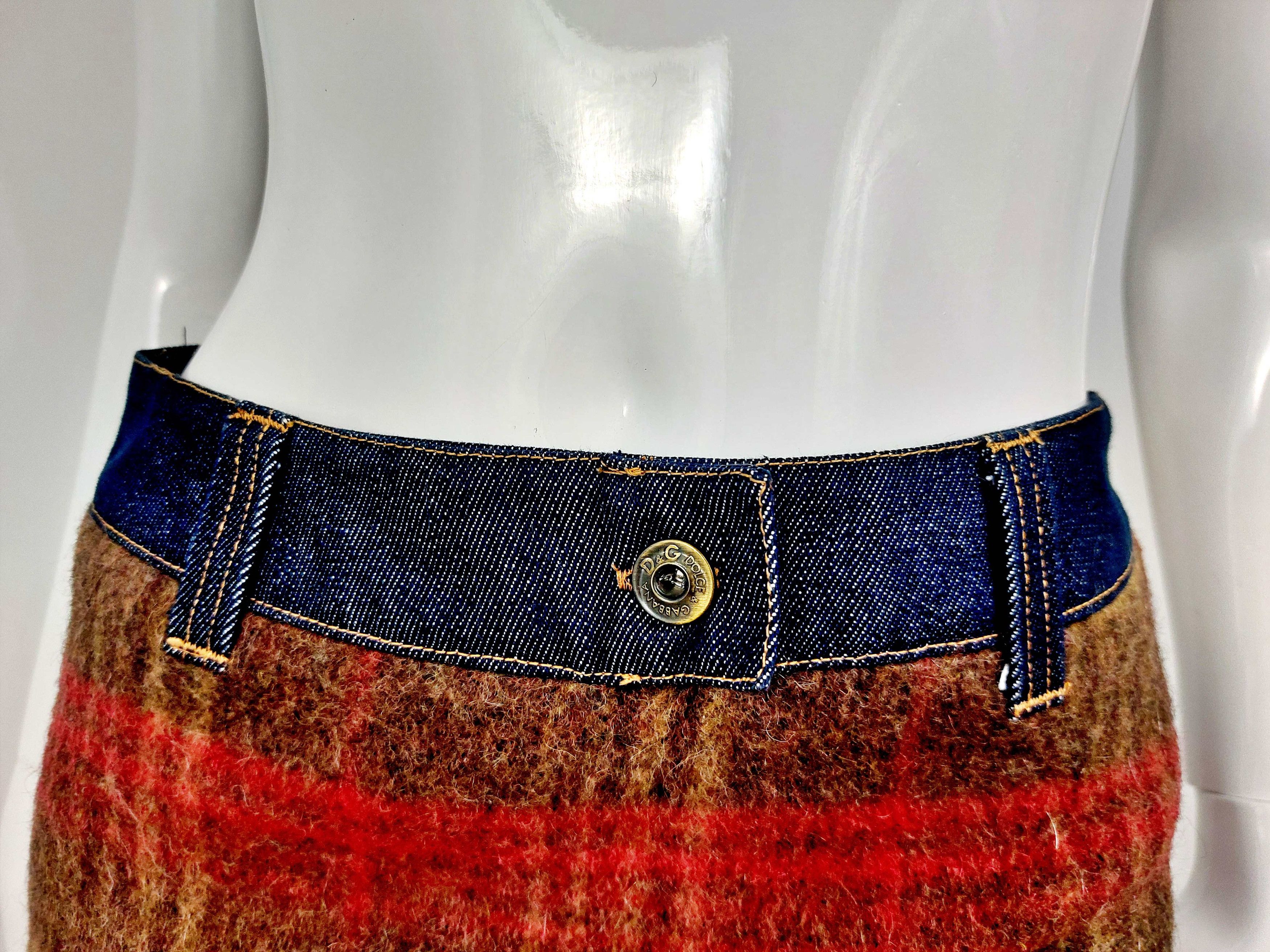 Dolce & Gabbana Dolce Gabbana D&G Tartan Irish Wool Mohair Denim Skirt Size 26" / US 2 / IT 38 - 3 Thumbnail
