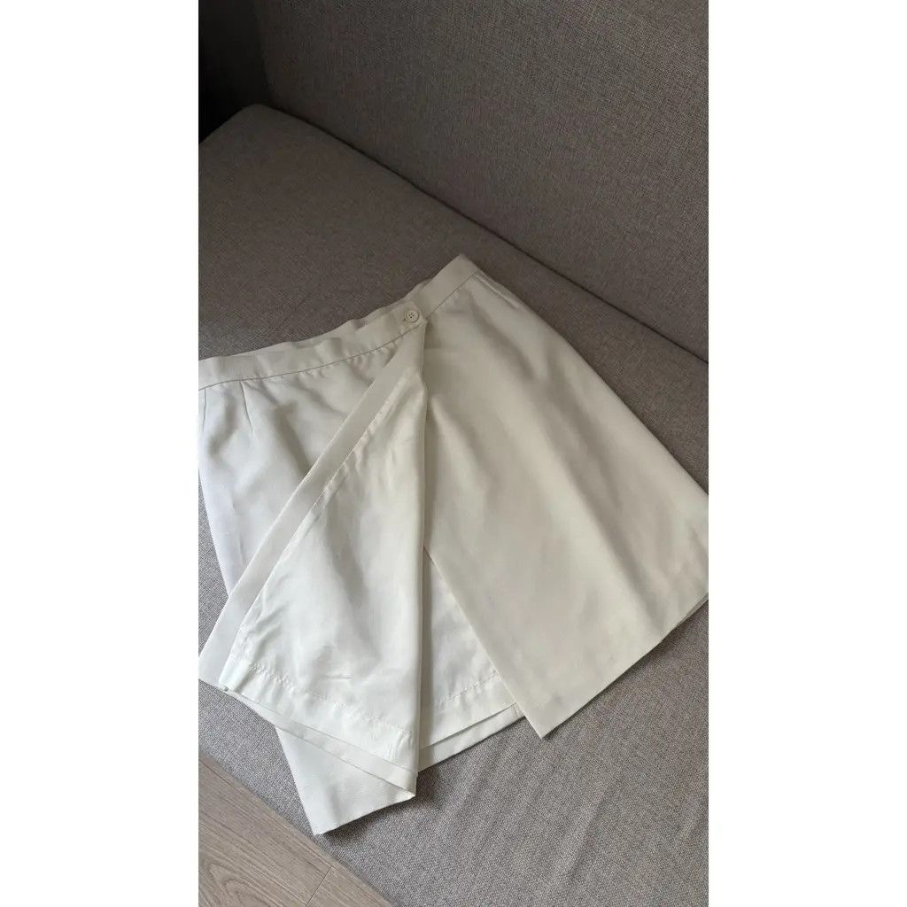 Yves Saint Laurent Yves Saint Laurent Variation Skirt Suit Set Ivory Size FR40 Size 28" / US 6 / IT 42 - 10 Thumbnail