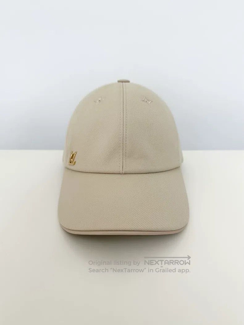 Louis Vuitton Louis Vuitton Metal logo beige simple casual fashion cap Size ONE SIZE - 2 Thumbnail