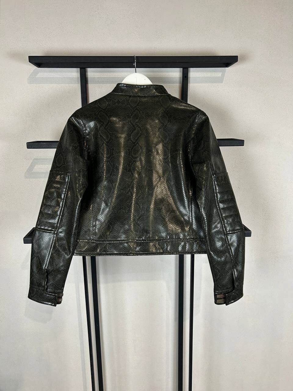 Japanese Brand Black Leather Jacket Snake Print Cropped Biker Y2K Grunge Size US S / EU 44-46 / 1 - 7 Thumbnail
