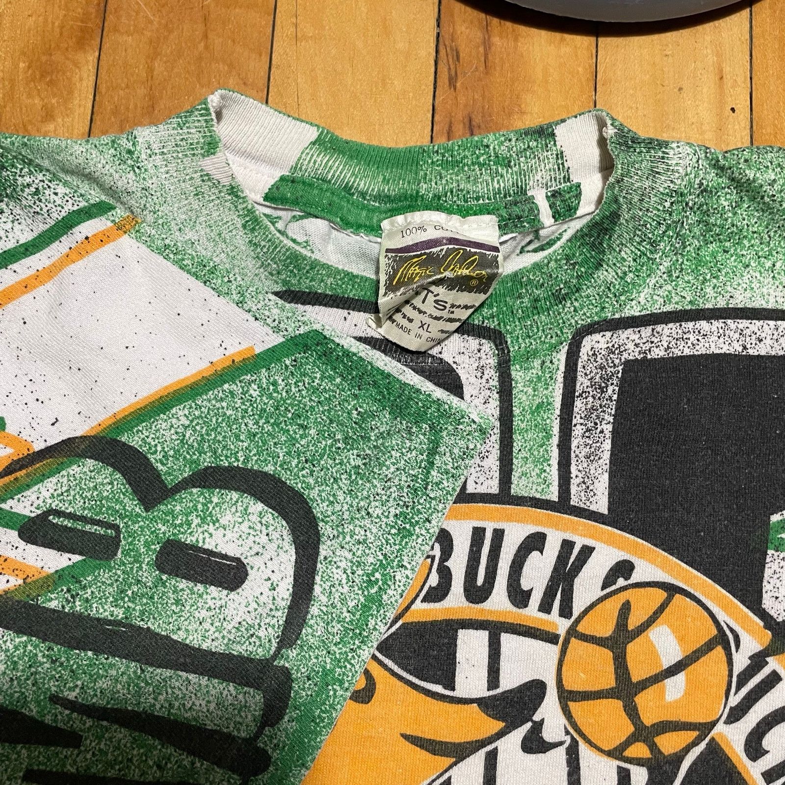 NBA 90s Milwaukee Bucks Magic Johnson Aop Tshirt size M/L Size US M / EU 48-50 / 2 - 3 Thumbnail