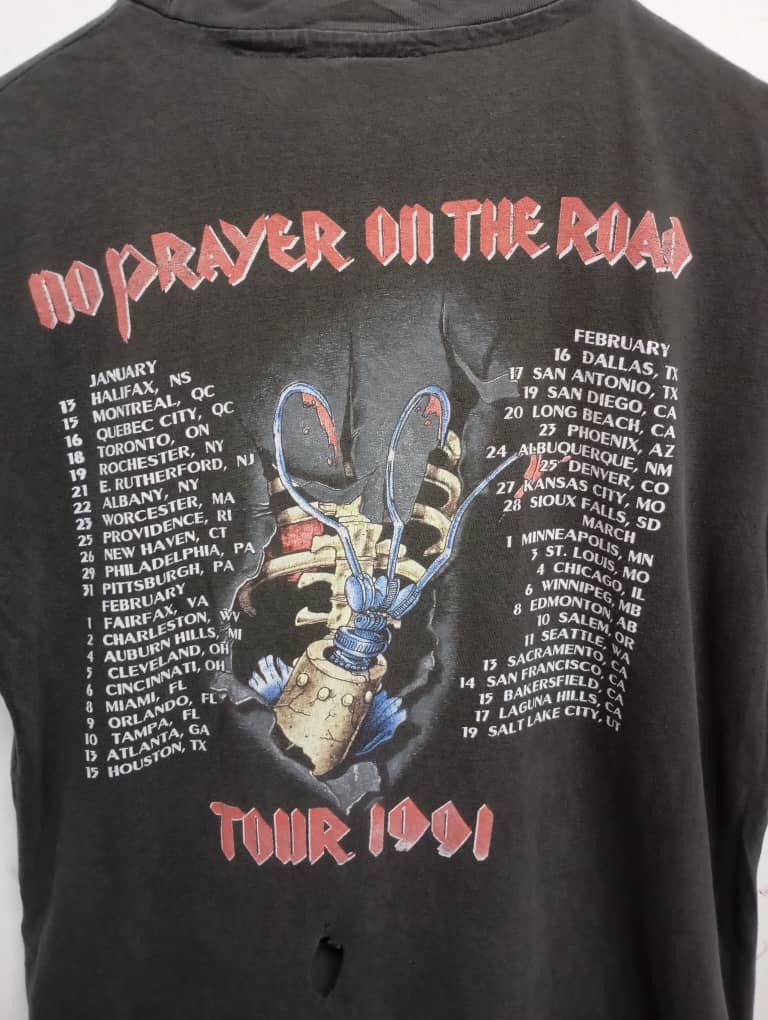 Band Tees × Iron Maiden Crazy Vintage 90s Distressed Iron Maiden tour tee Size US L / EU 52-54 / 3 - 11 Thumbnail