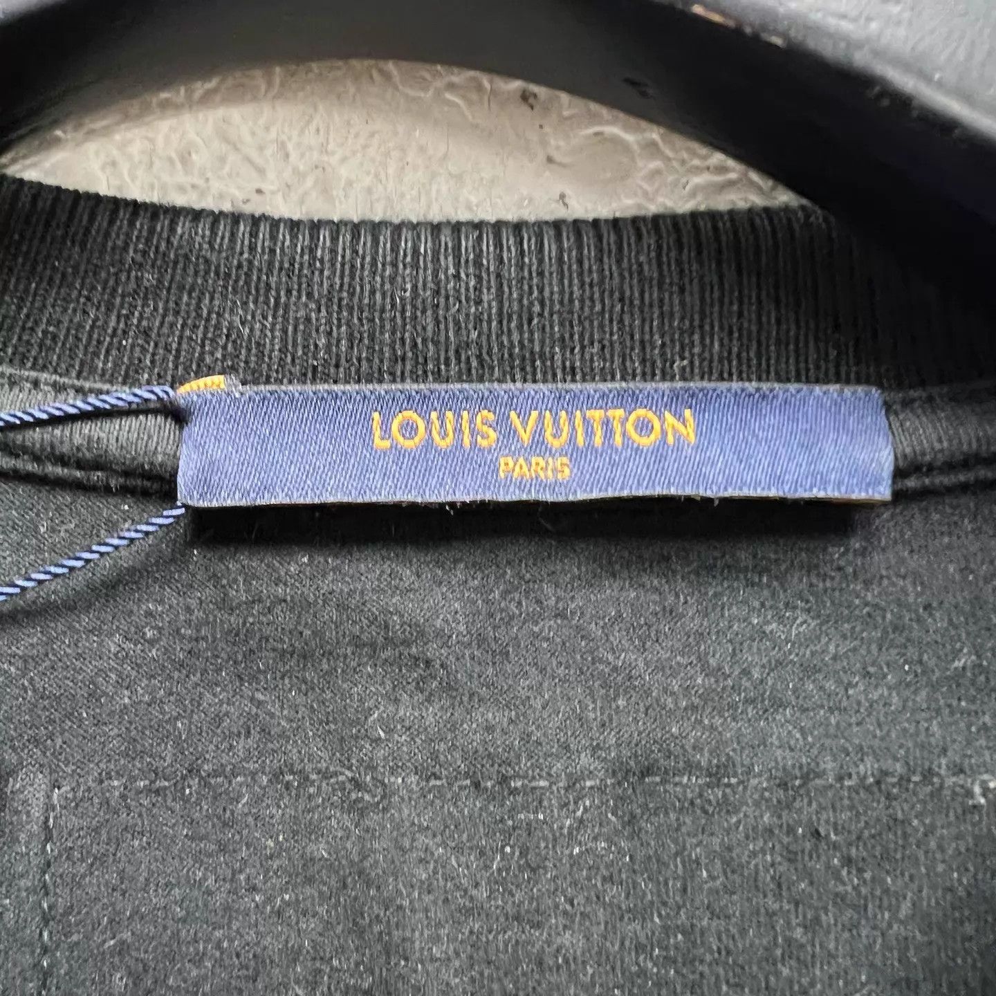 Louis Vuitton LV Black Gesture Graffiti Logo Short Sleeve T-Shirt Size XS / US 0-2 / IT 36-38 - 3 Thumbnail