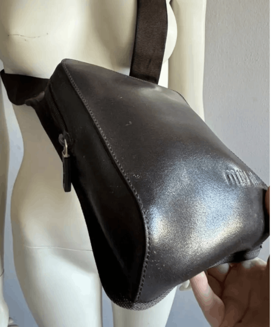 Miu Miu × Prada Miu Miu Leather Bag Shoulder Sport 1999 Red Tab Hand XX0021 Size ONE SIZE - 4 Thumbnail