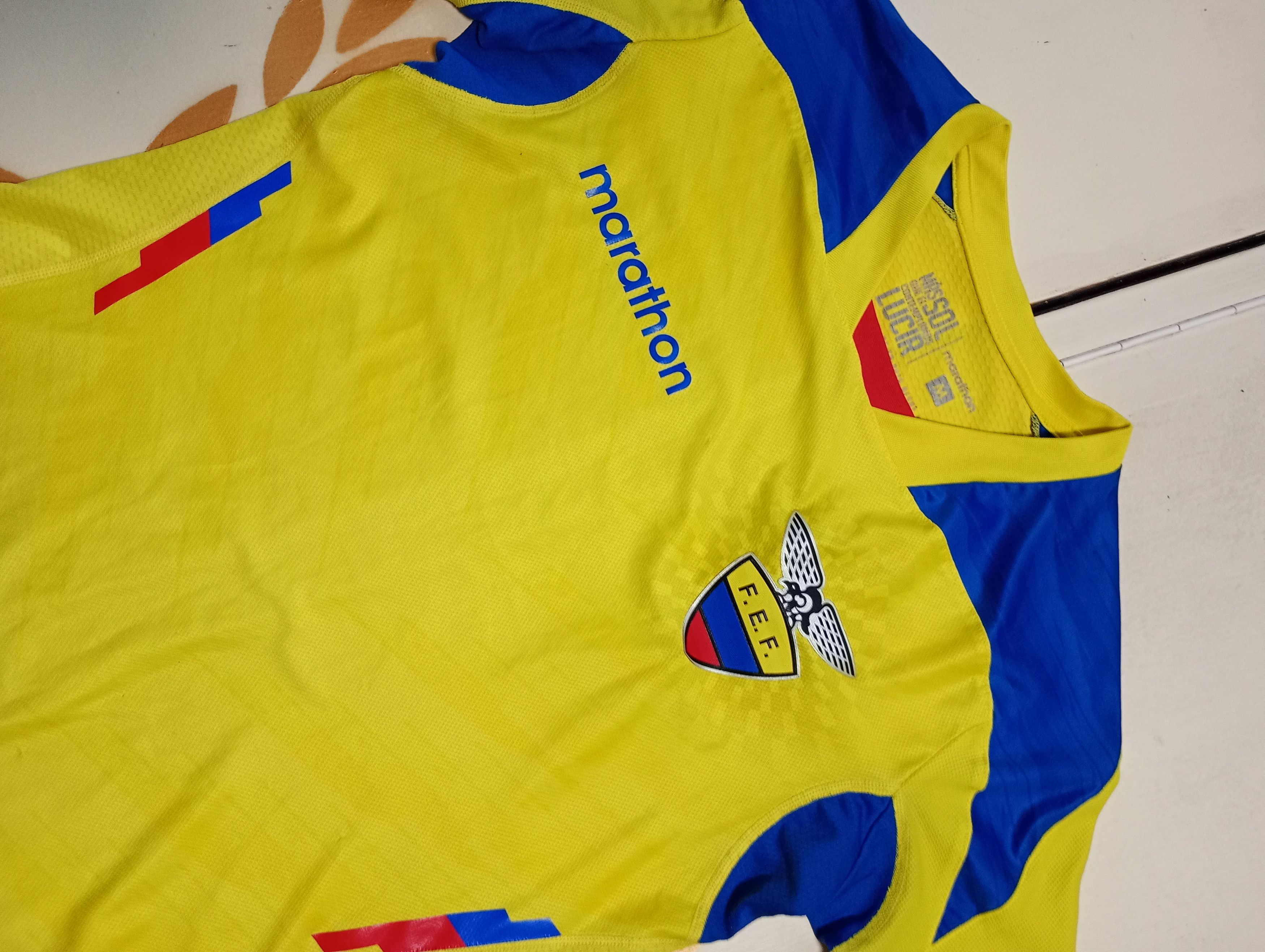 Other Marathon Ecuador Team Jersey 2014-2015 Size US M / EU 48-50 / 2 - 9 Thumbnail