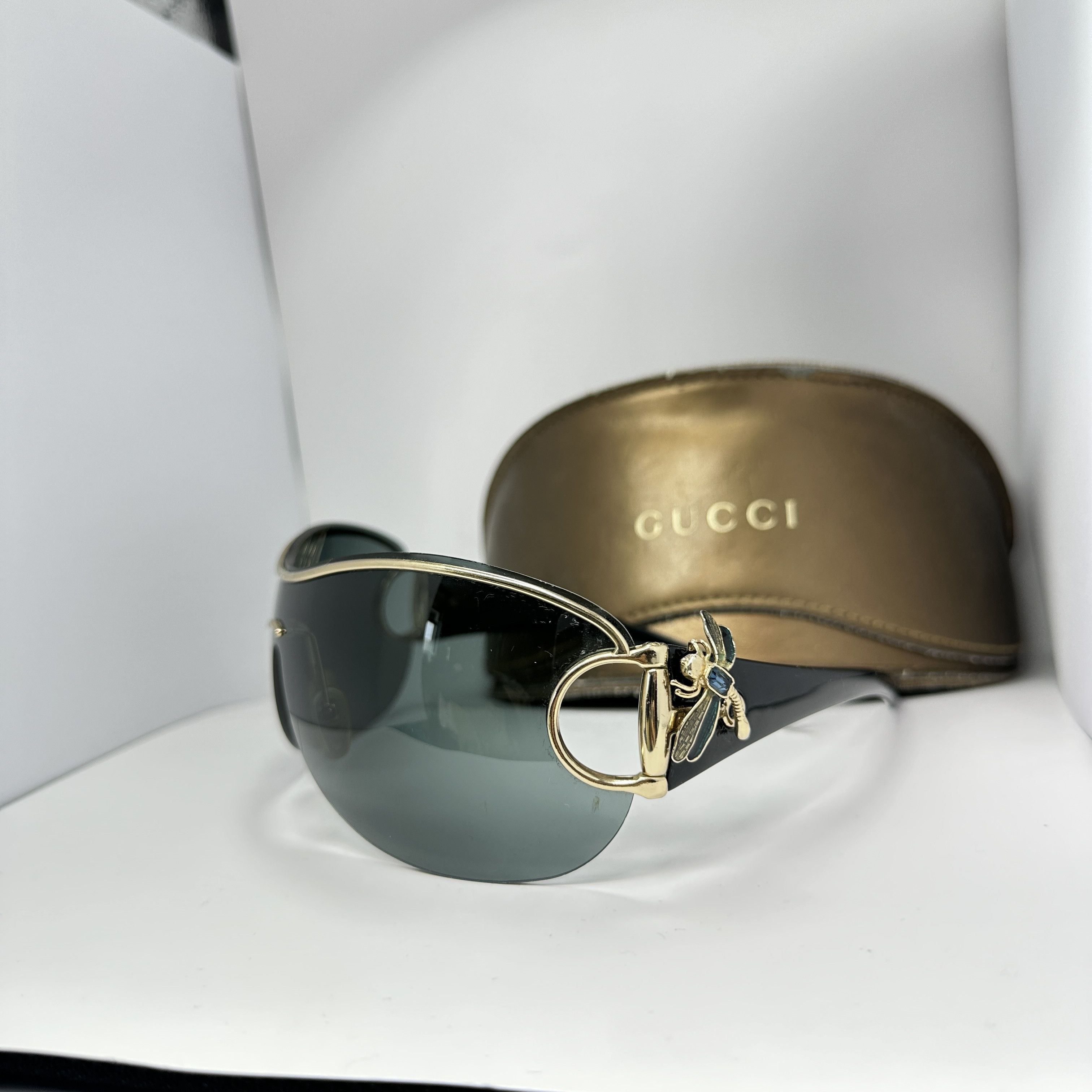 Gucci Vintage Avant Garde Gucci Mask Sunglasses 00s Size ONE SIZE - 1 Thumbnail