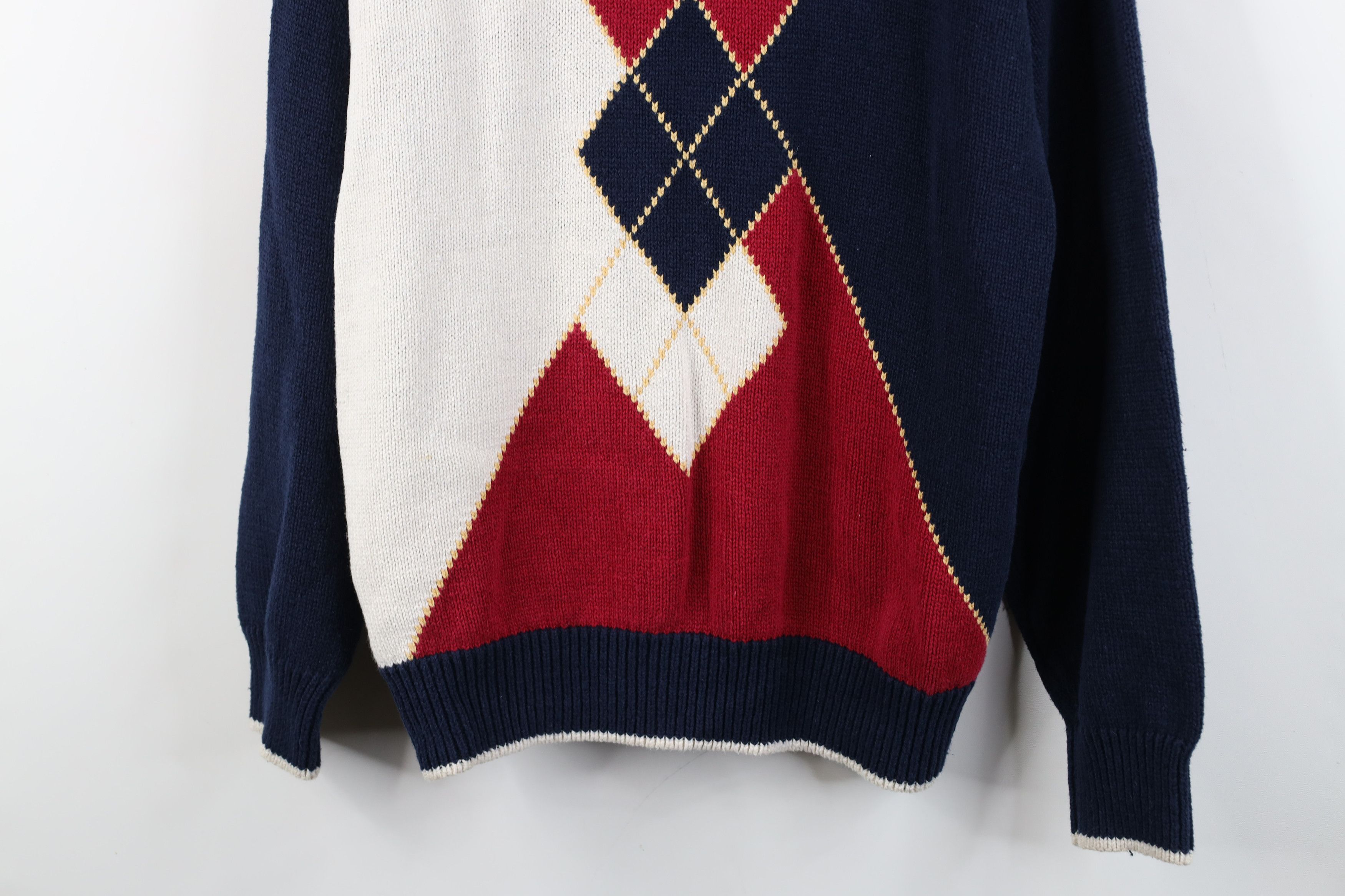 Vintage Vintage 90s Streetwear Argyle Diamond Knit Crewneck Sweater Size US L / EU 52-54 / 3 - 3 Thumbnail