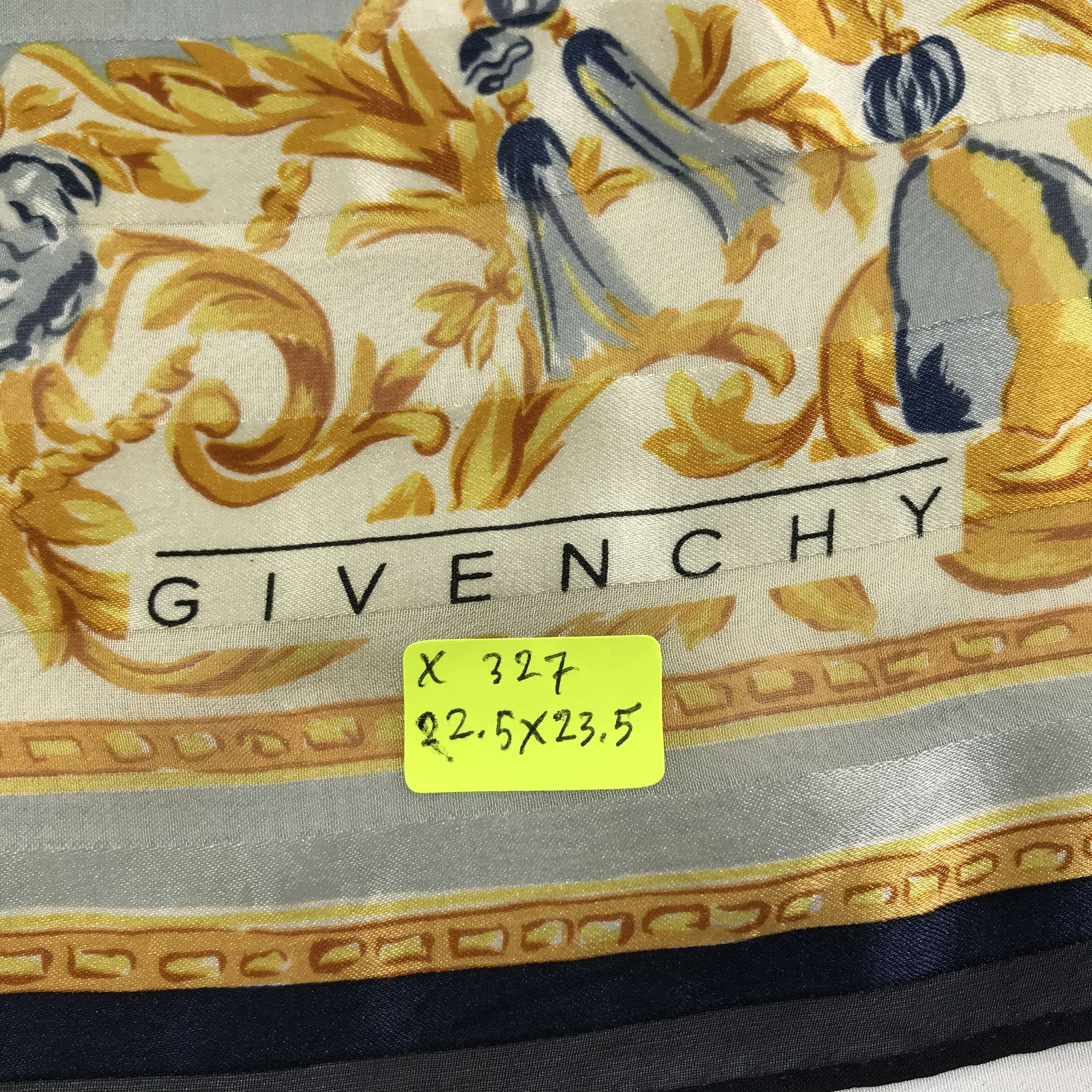 Vintage Vintage Givenchy Silk Scarf Size ONE SIZE - 5 Thumbnail