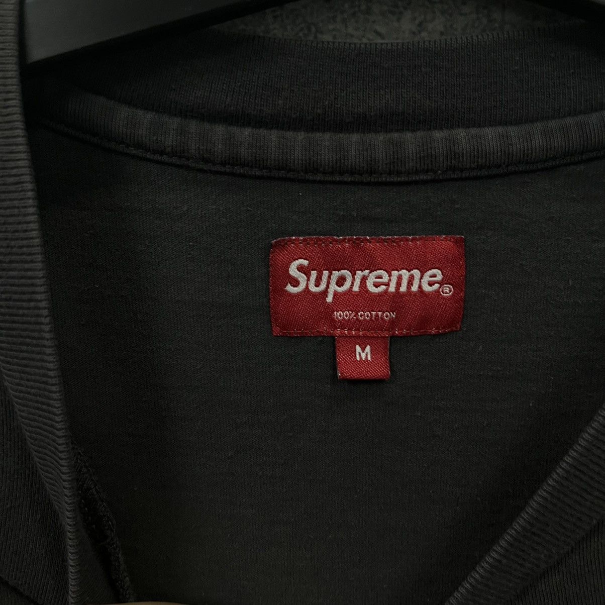 Supreme Supreme T-Shirt Big Logo Grey Size M Size US M / EU 48-50 / 2 - 7 Thumbnail