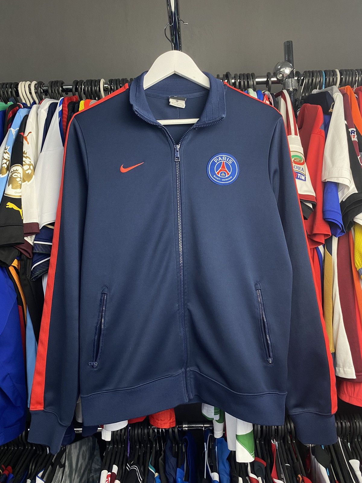 Nike 2013/14 VINTAGE NIKE PSG FOOTBALL CLUB JACKET SIZE M Size US M / EU 48-50 / 2 - 1 Thumbnail