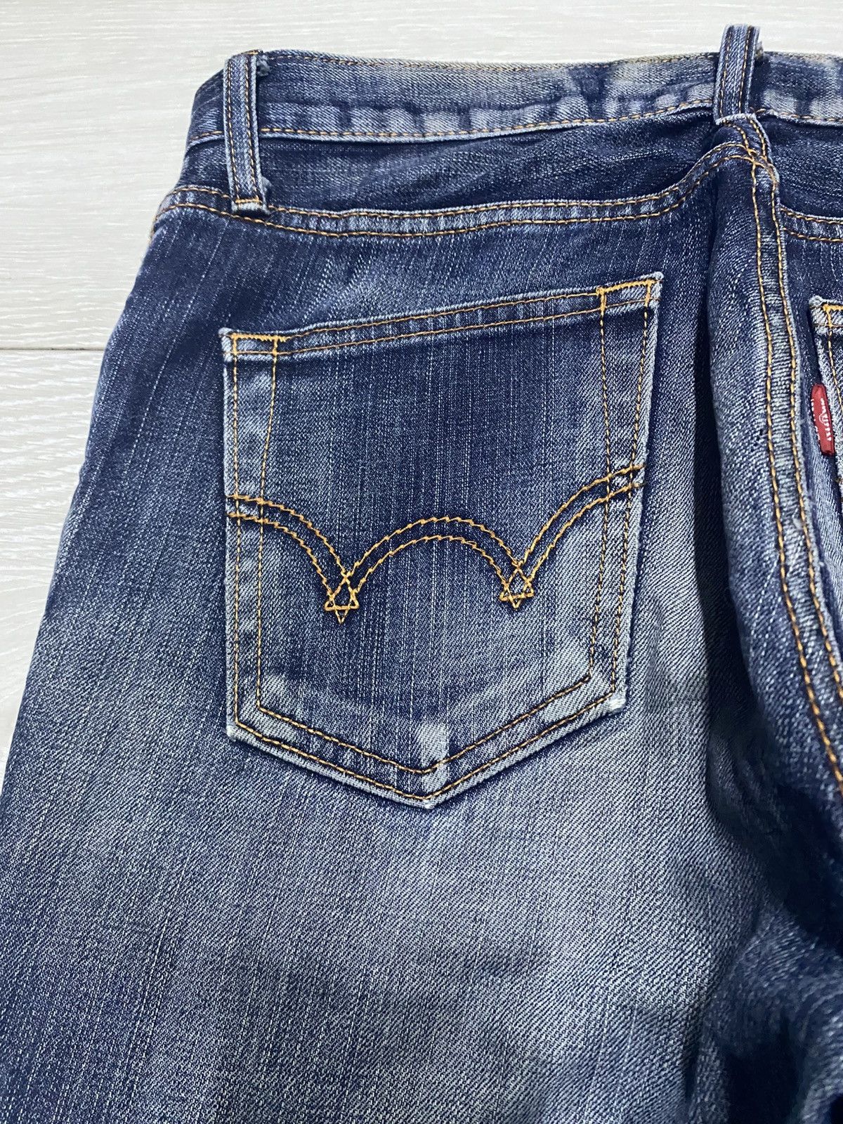 Edwin Vintage Edwin 502 Blue Wash Distressed Jeans Size US 31 - 9 Thumbnail