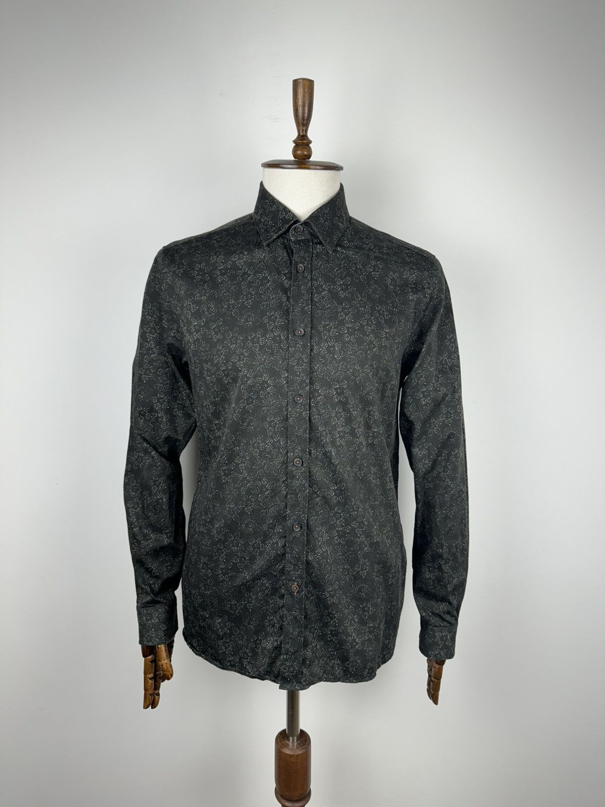 Ted Baker Men’s Ted Baker Long Sleeve Button Down Shirt size 5 Size US XL / EU 56 / 4 - 1 Thumbnail