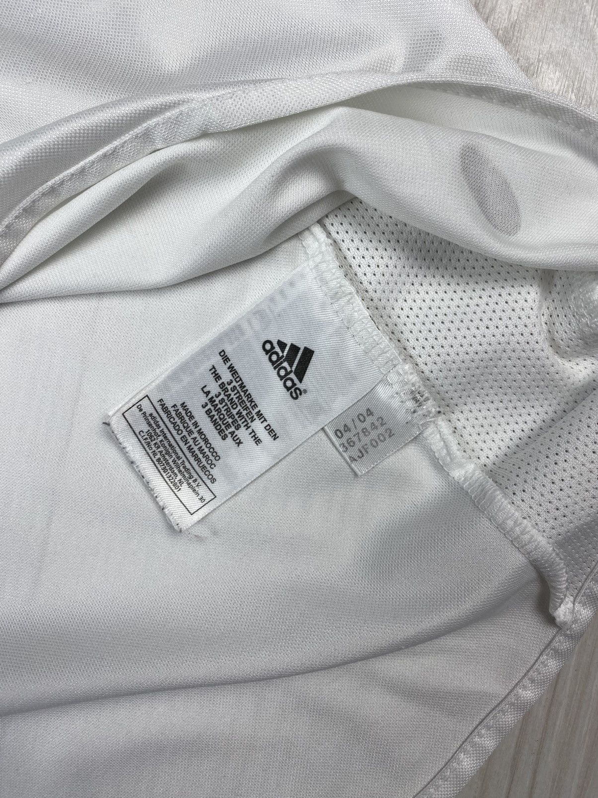 Adidas × Vintage Vintage Real Madrid 2004 adidas Siemens mobile football y2k Size US S / EU 44-46 / 1 - 10 Thumbnail