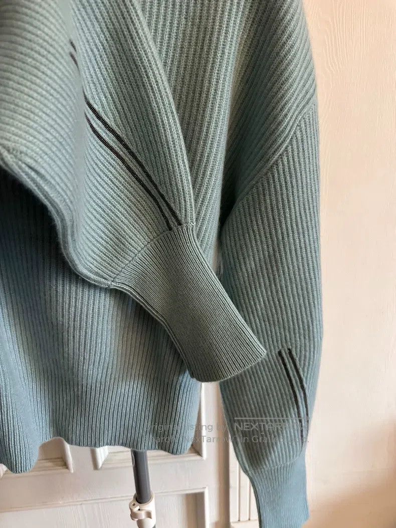 Brunello Cucinelli Brunello Cucinelli Women's cashmere sweater Size M / US 6-8 / IT 42-44 - 4 Thumbnail