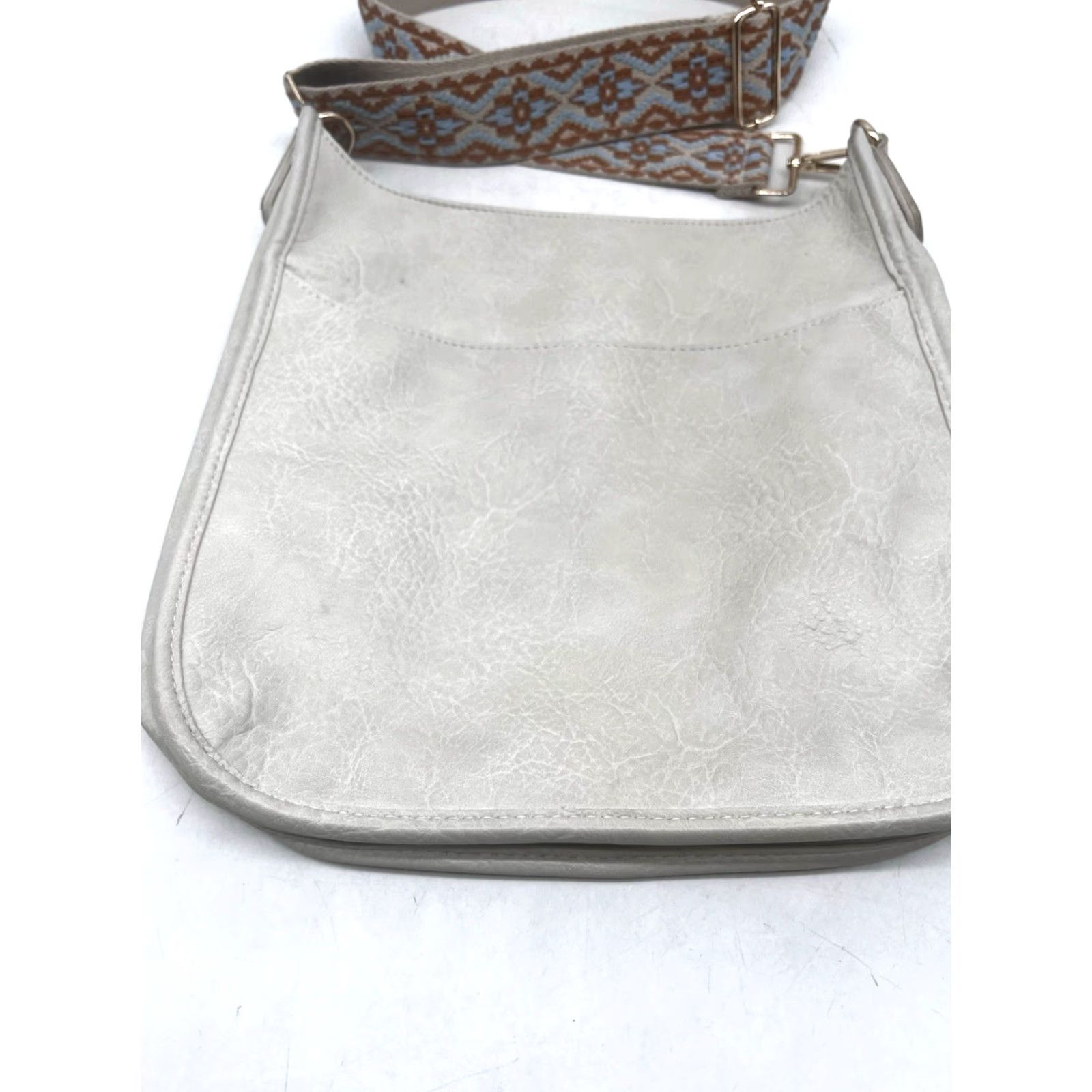 Vintage ahdorned Messenger Crossbody Bag Cream 12" x 13" Faux Leather Crossbody Women Medium Vintage No Size ONE SIZE - 3 Thumbnail