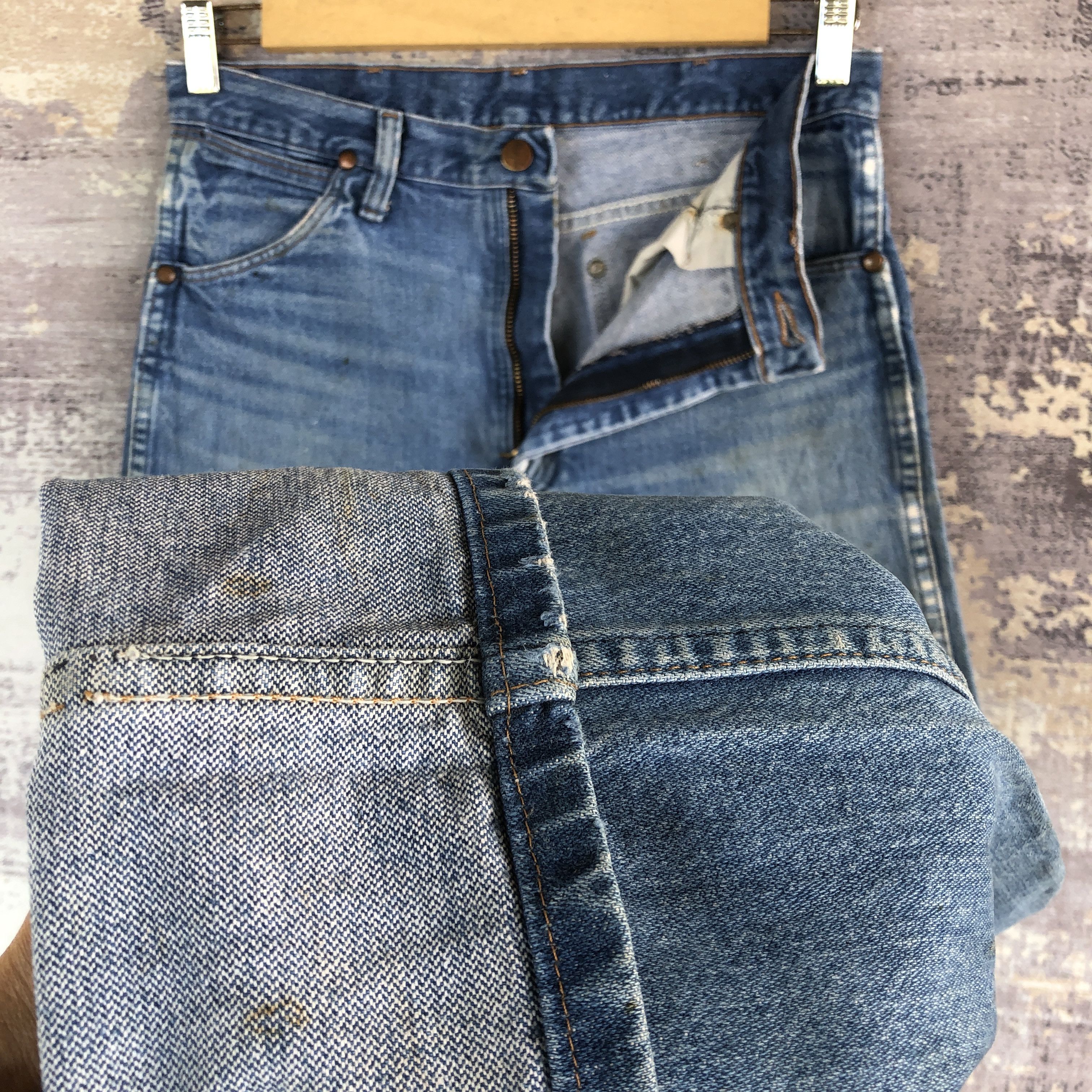 Vintage Vintage Distressed Wrangler Jeans Faded Blue Denim Pants Size US 30 / EU 46 - 7 Thumbnail