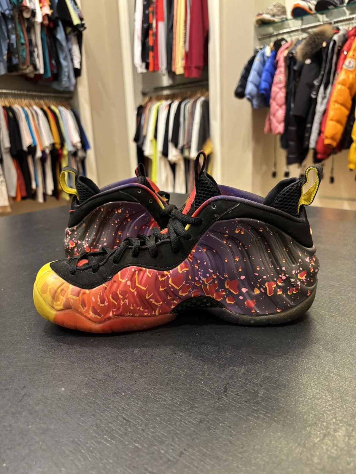 Nike Nike Air Foamposite Pro ‘Area 72 Asteroid’ Size US 8.5 / EU 41-42 - 3 Thumbnail