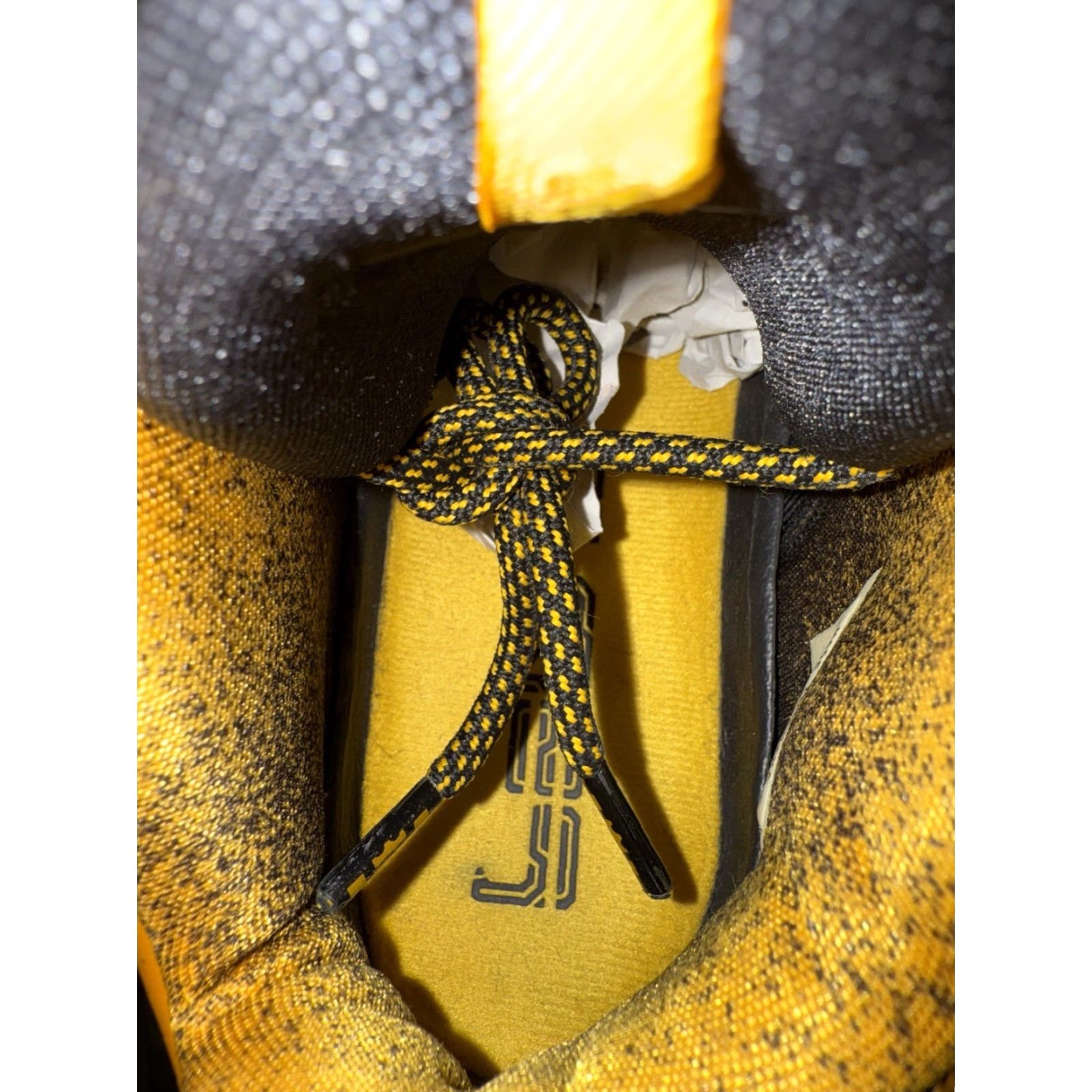 Nike Nike LeBron 11 Bumble Bee PE Promo Sample Size 10 RARE Mens Sneaker Multicolor Shoes Size US 10 / EU 43 - 7 Thumbnail