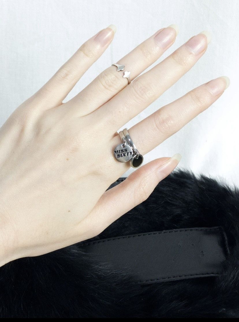Miss Sixty Set of Miss 60 stainless steel rings y2k 2000s vintage Size ONE SIZE - 4 Thumbnail