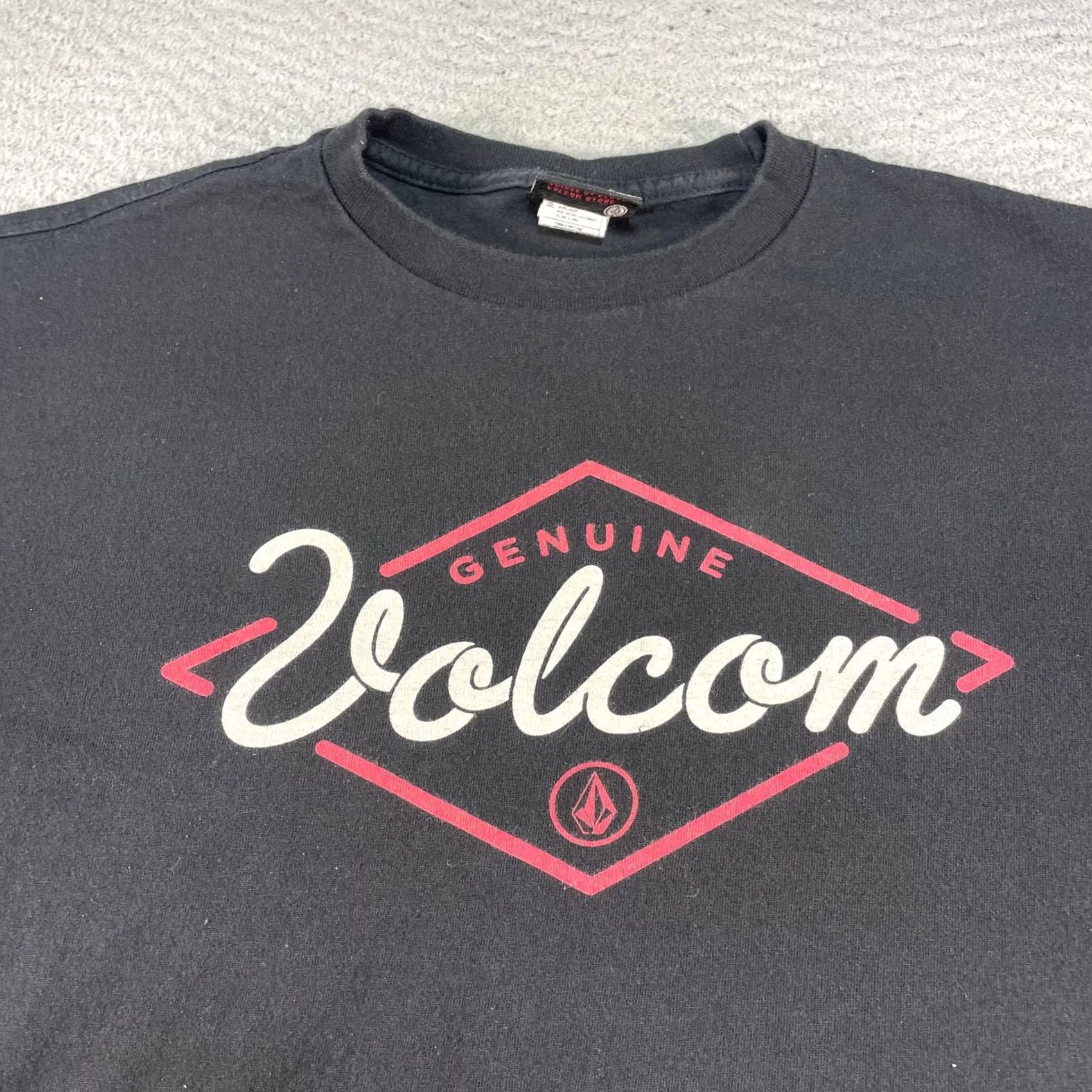 Volcom Volcom Shirt Mens Medium Black Skateboarding Logo Tee T-Shirt Crew Neck Short Sleeve Graphic Print Vintage: No Ladies? Size US M / EU 48-50 / 2 - 2 Thumbnail