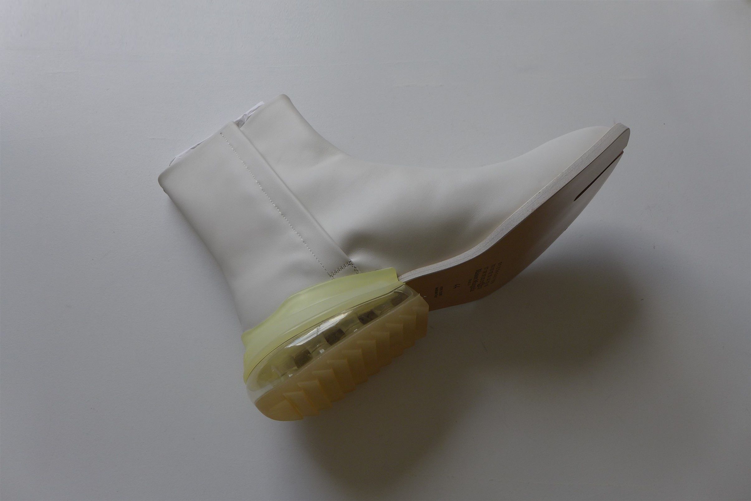 Maison Margiela Margiela Tabi Airbag Heel Boots - White Calf Leather Size US 11 / EU 44 - 16 Thumbnail