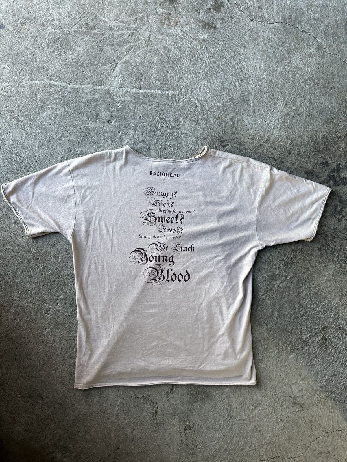 Band Tees Radiohead We Suck Young Blood 2003 Vintage Tee | Size XL Size US XL / EU 56 / 4 - 3 Thumbnail