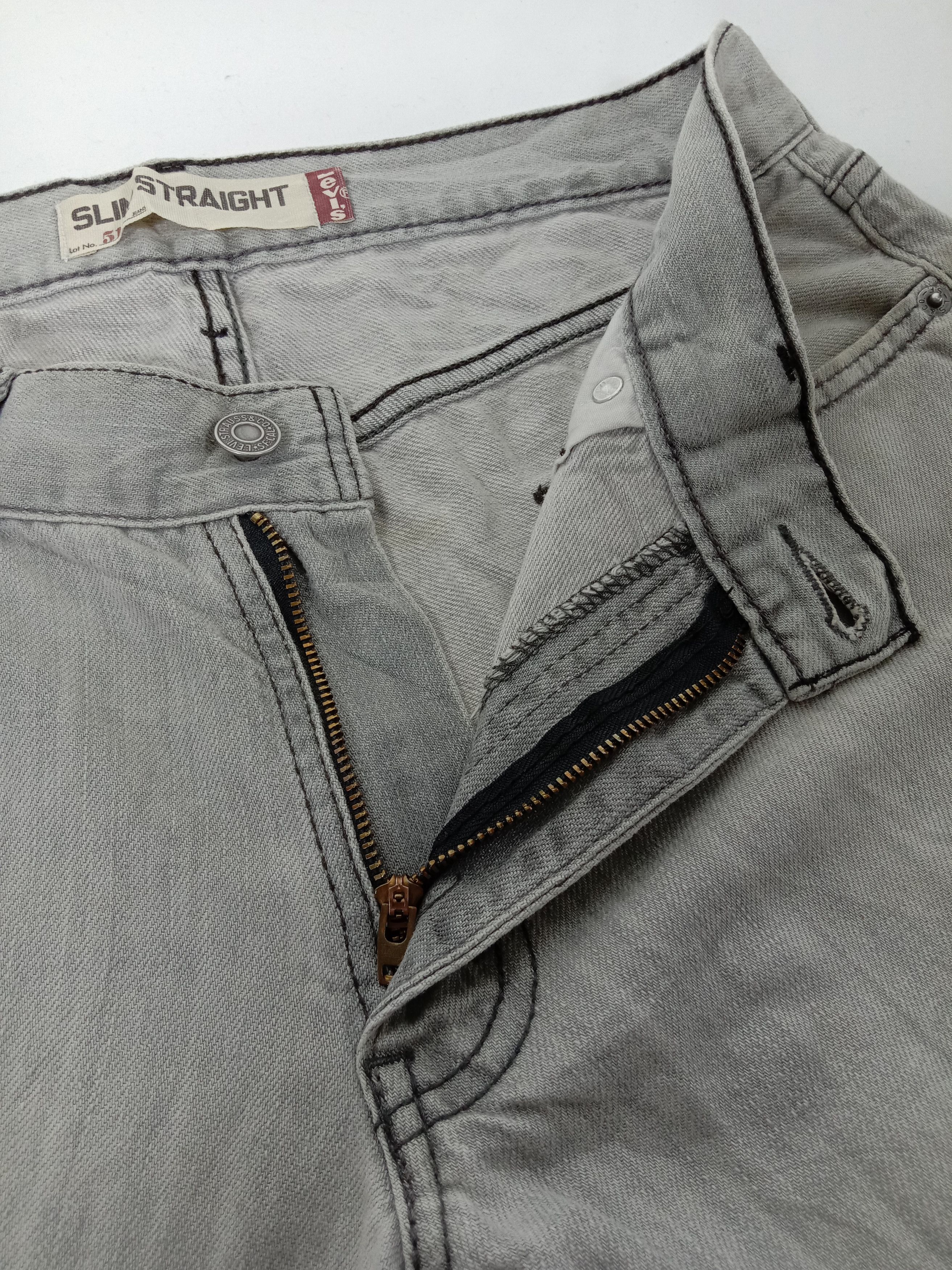 Levi's Vintage Levi’s 514 Jeans Slim Straight Distressed Denim Size US 30 / EU 46 - 9 Thumbnail
