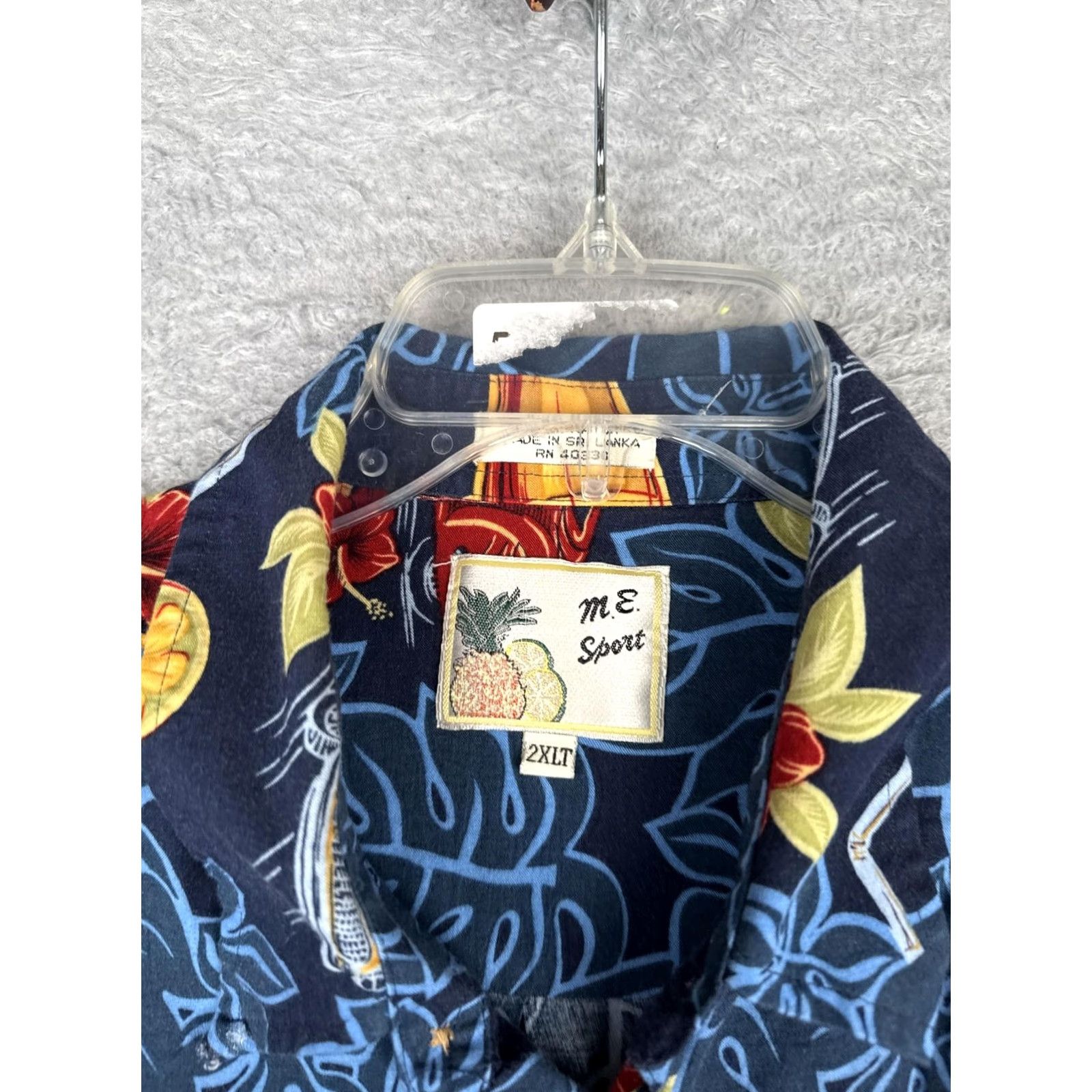 Vintage M.E Sport Shirt Mens 2XLT Blue Short Sleeve Button Up Hawaiian Cars Cocktail Hibiscus Tropical Graphic Print Casual Summer Size US XXL / EU 58 / 5 - 7 Thumbnail
