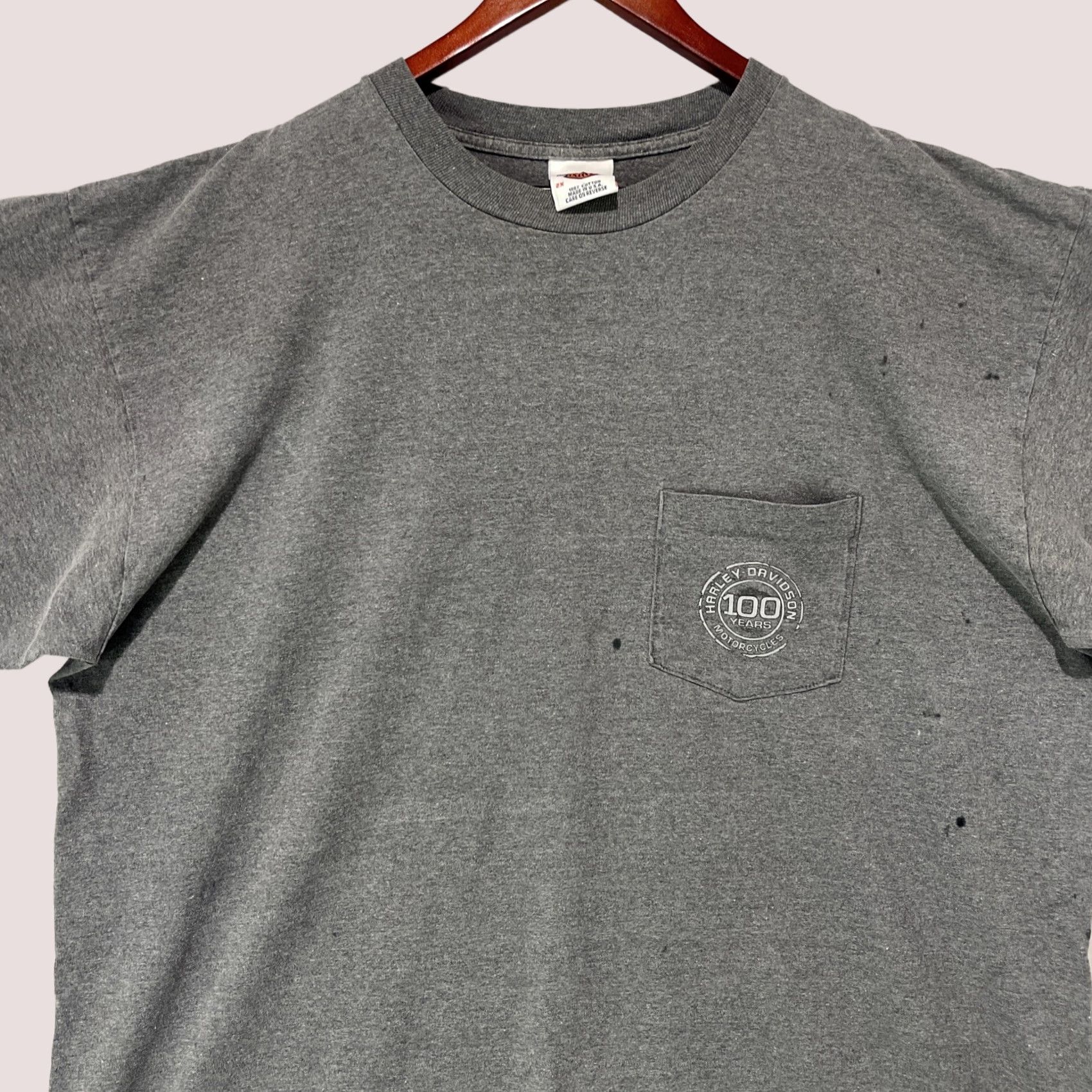 Harley Davidson VINTAGE Harley-Davidson Shirt Mens 2XL Gray USA 100 Years 2003 Harley-Davidson Shirt Mens 2XL Gray USA 100 Years 2003 Size US XXL / EU 58 / 5 - 1 Thumbnail